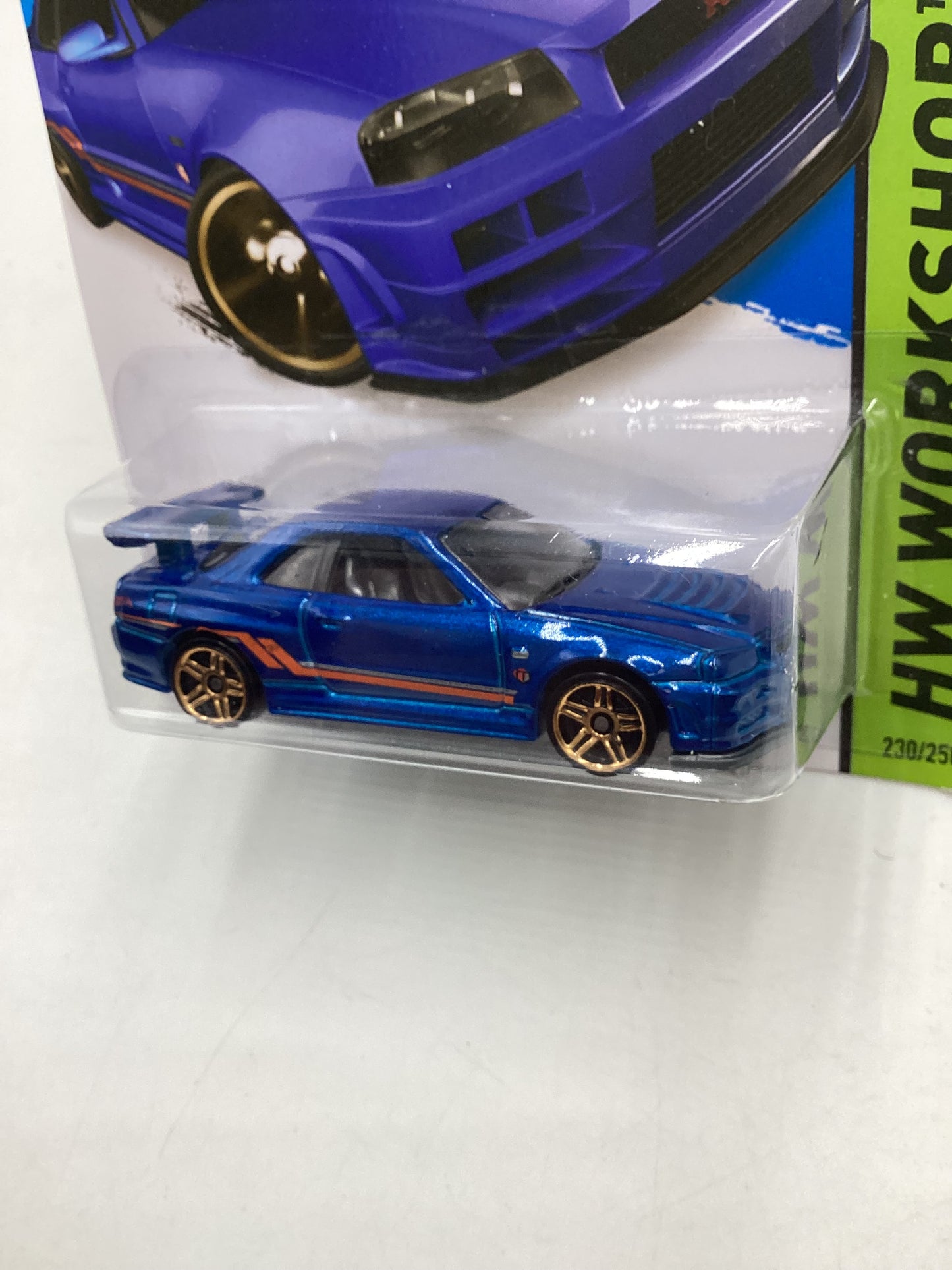 2014 Hot Wheels #230 Nissan Skyline GT-R (R34) Blue W/protector