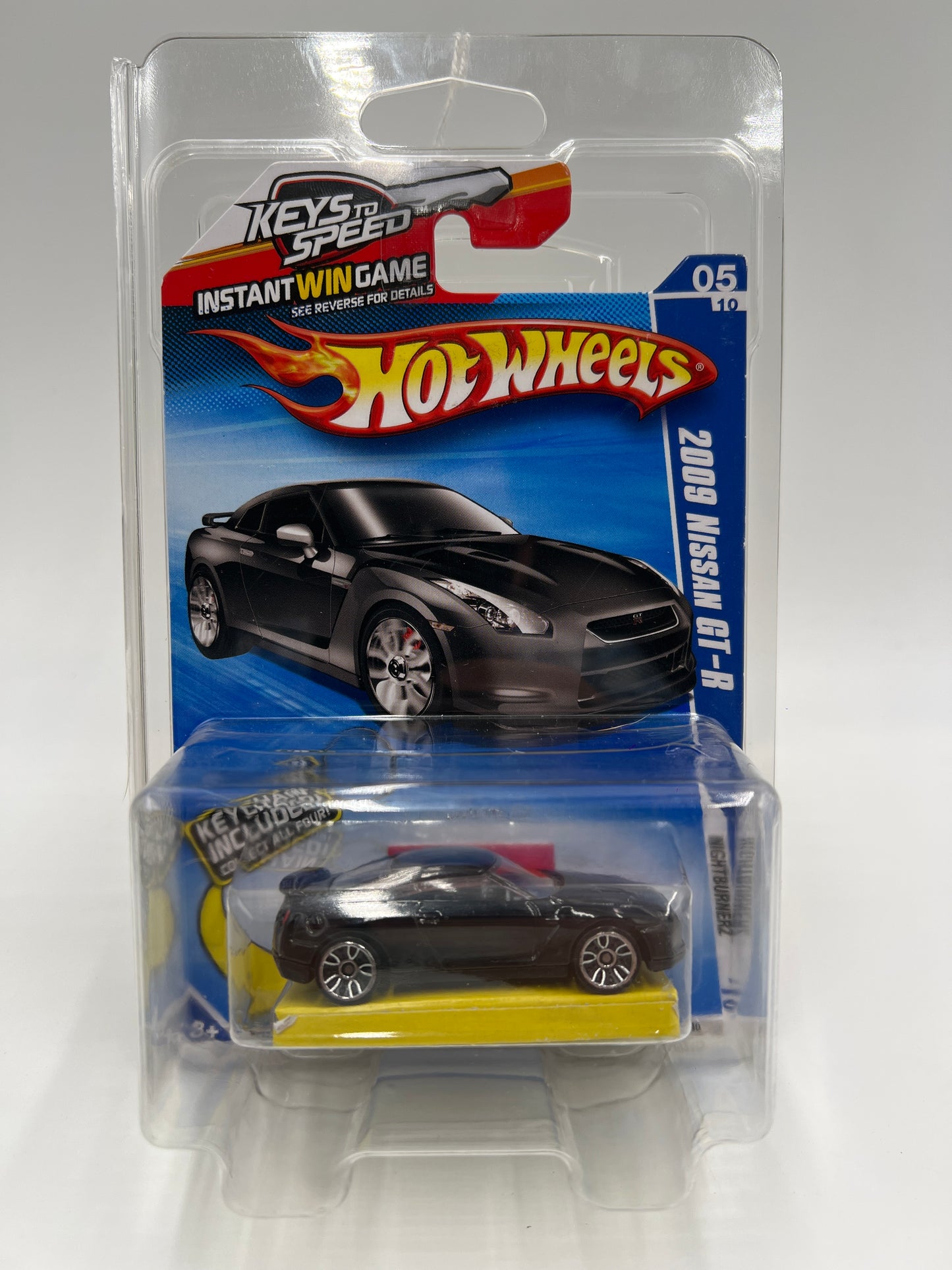 2010 Hot Wheels Keys To Speed Key Chain #93 2009 Nissan GT-R Black W/Protector