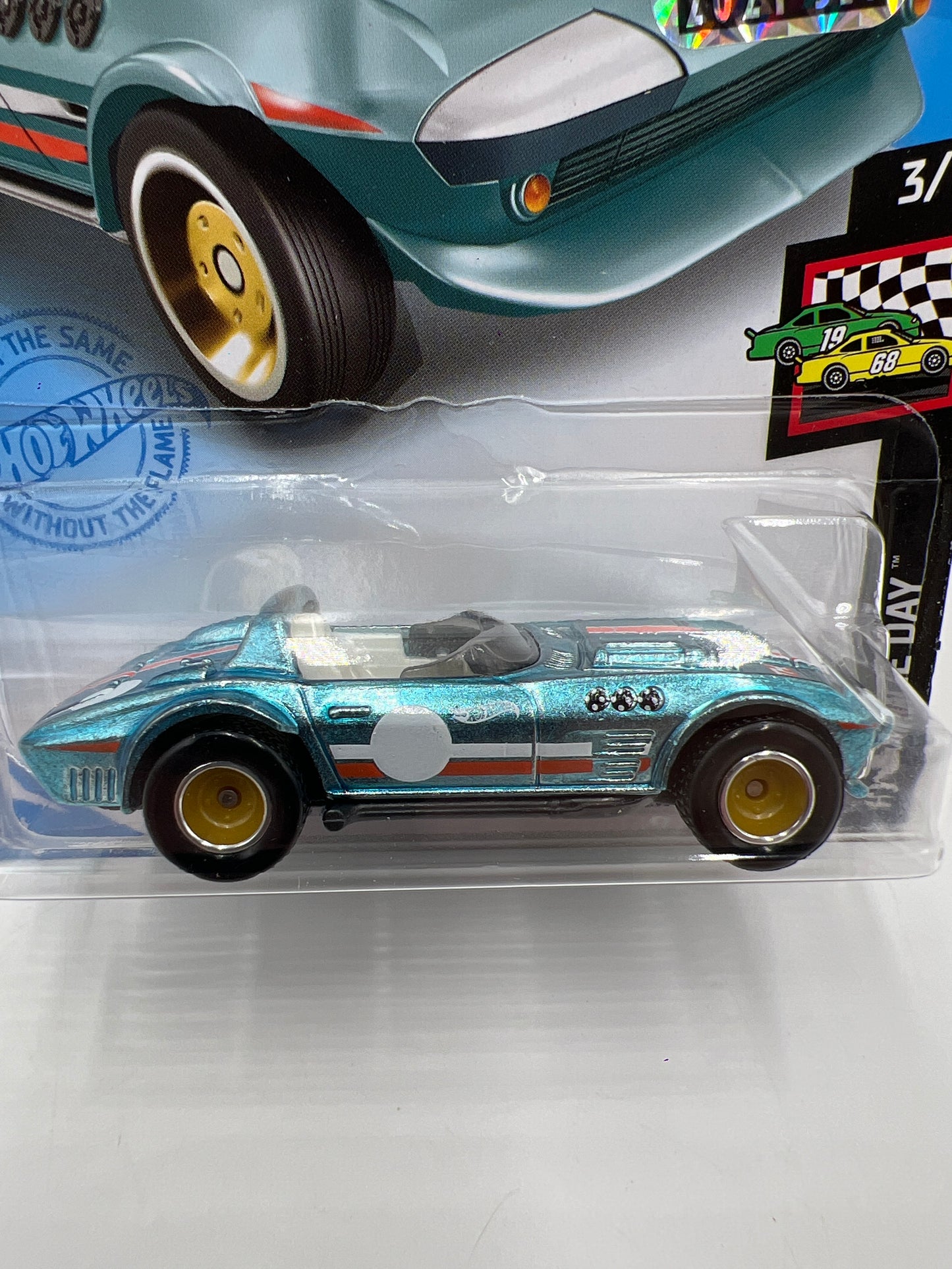 2021 Hot Wheels Factory Sealed Super Treasure Hunt #37 Corvette Grand Sport Roadster Light Blue W/Protector