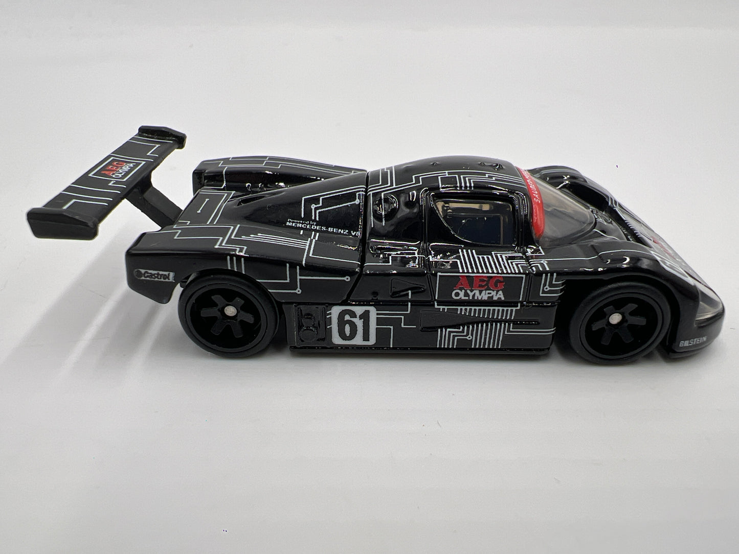 Hot Wheels 1/64 Premium Diorama Set Sauber-Mercedes C9 Black Loose