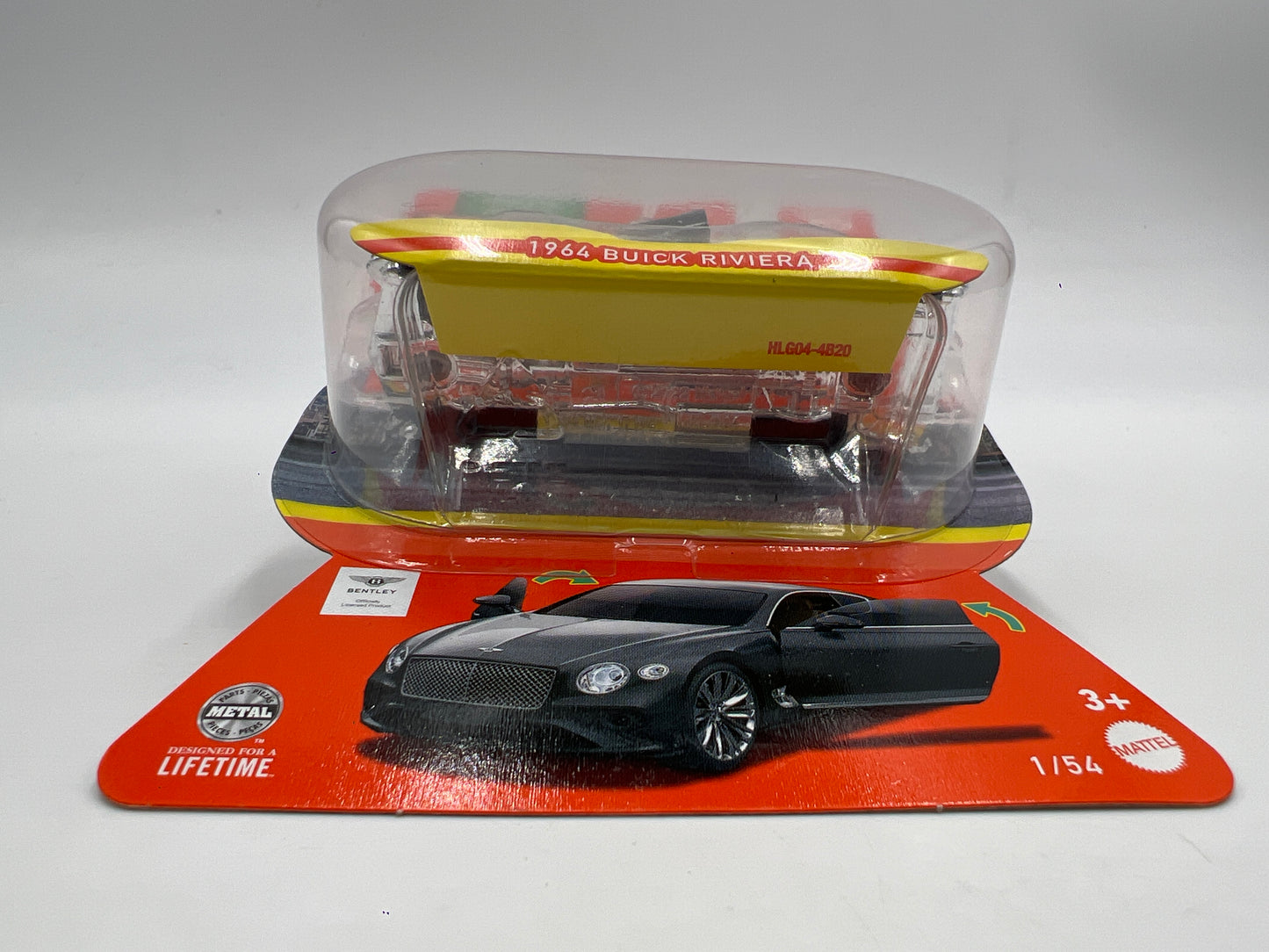 Matchbox Moving Parts Wrong Card Error 1964 Buick Riviera Black On Bentley Continental Card 166A