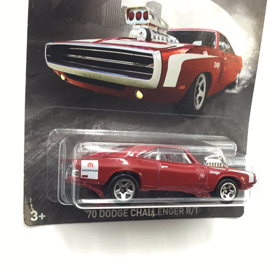 Hot wheels Mopar series 7/8 70 Dodge Challenger R/T LL2