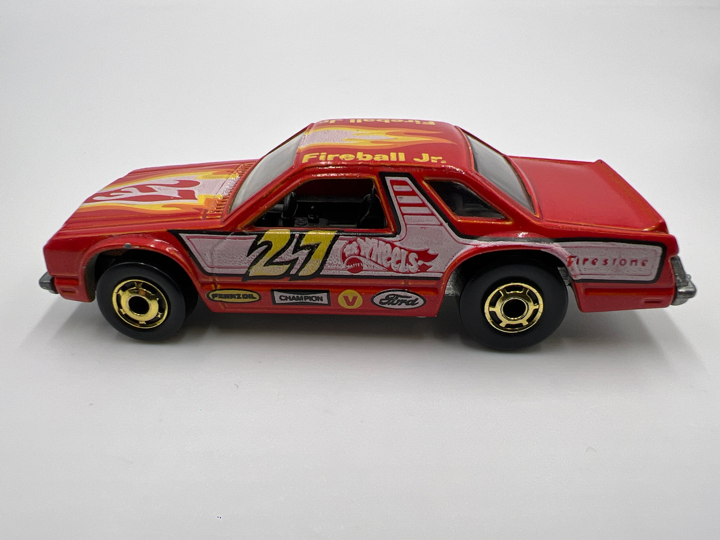 Hot Wheels The Hot Ones Blackwall Frontrunnin Fairmont #27 Red Loose