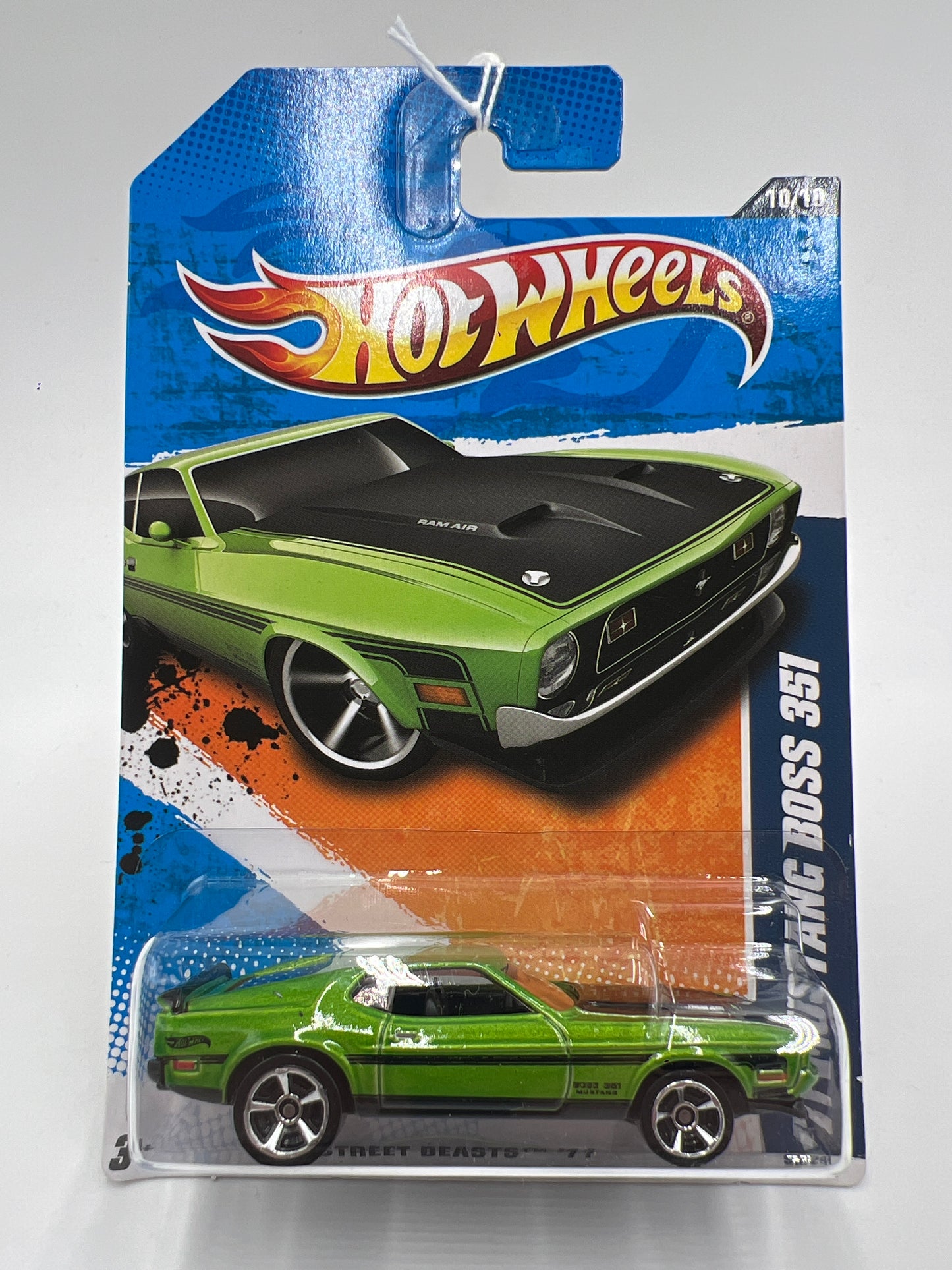 2011 Hot Wheels Street Beasts #90 Pink Window 71 Mustang Boss 351 Green 28D