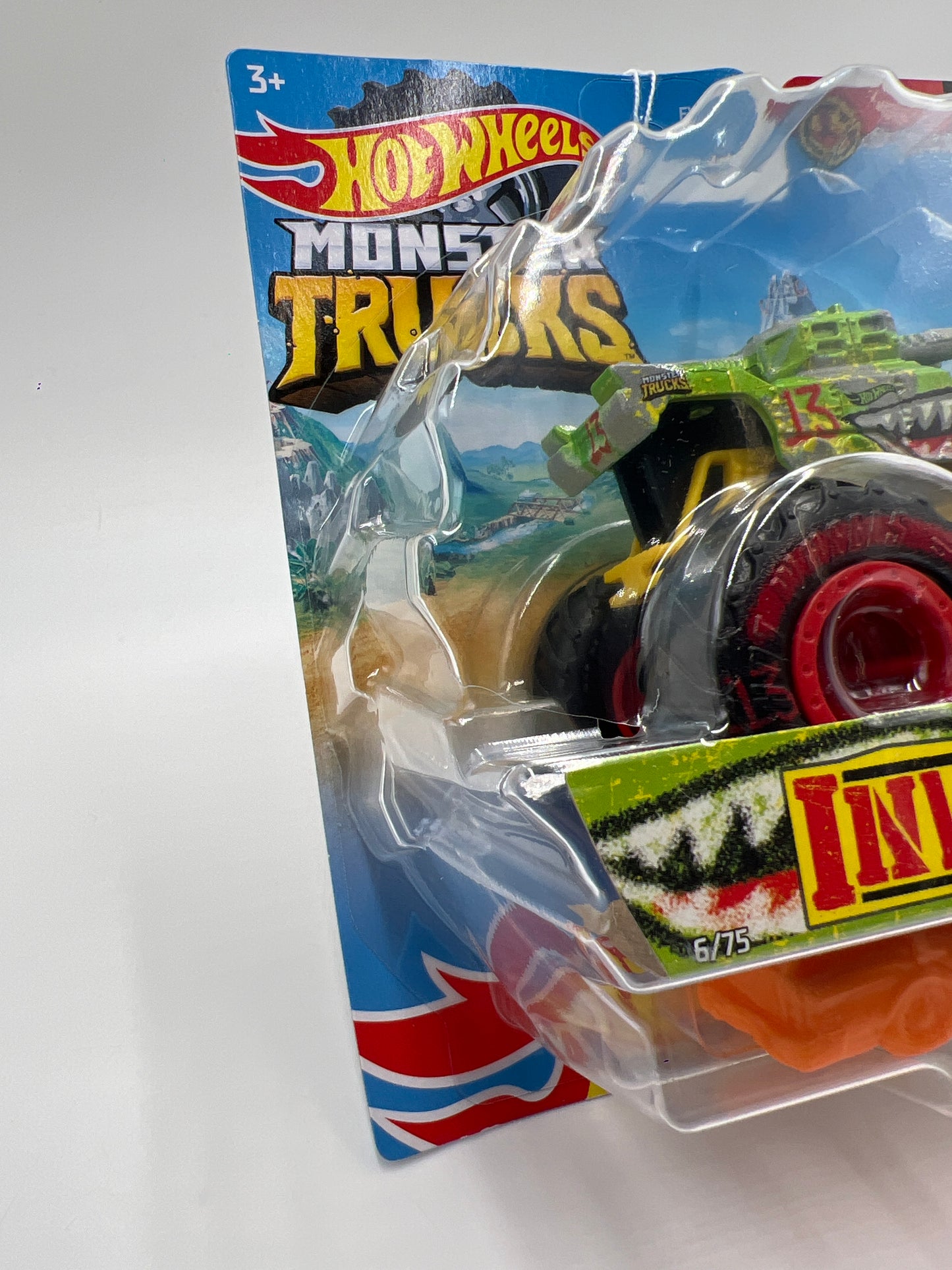 Hot Wheels Monster Trucks Wheel Cool #6 Invader 134C