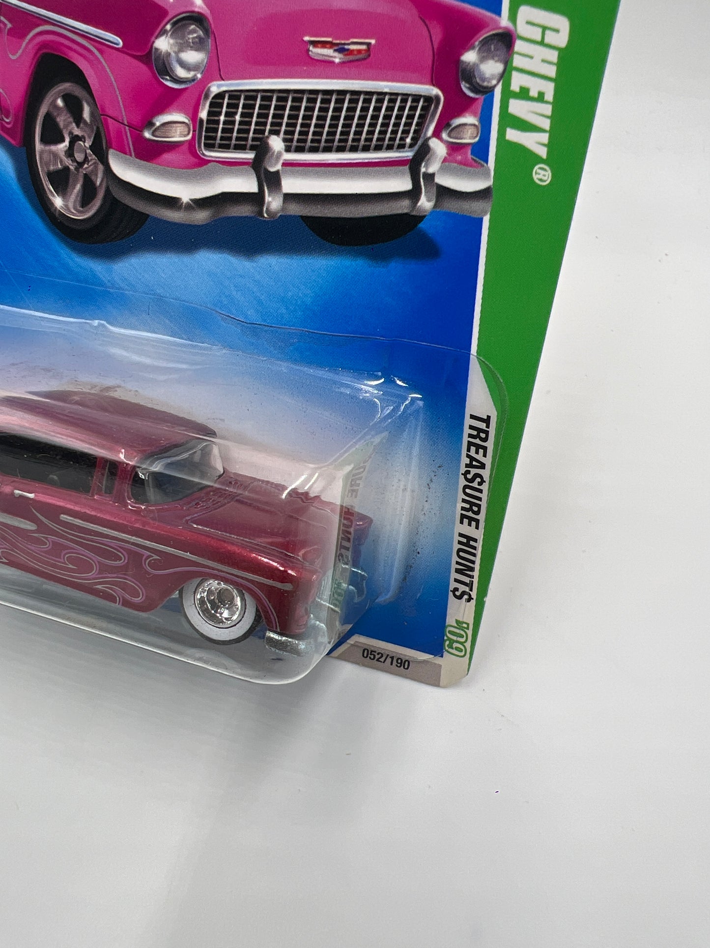 2009 Hot Wheels Super Treasure Hunt #52 55 Chevy Pink W/Protector