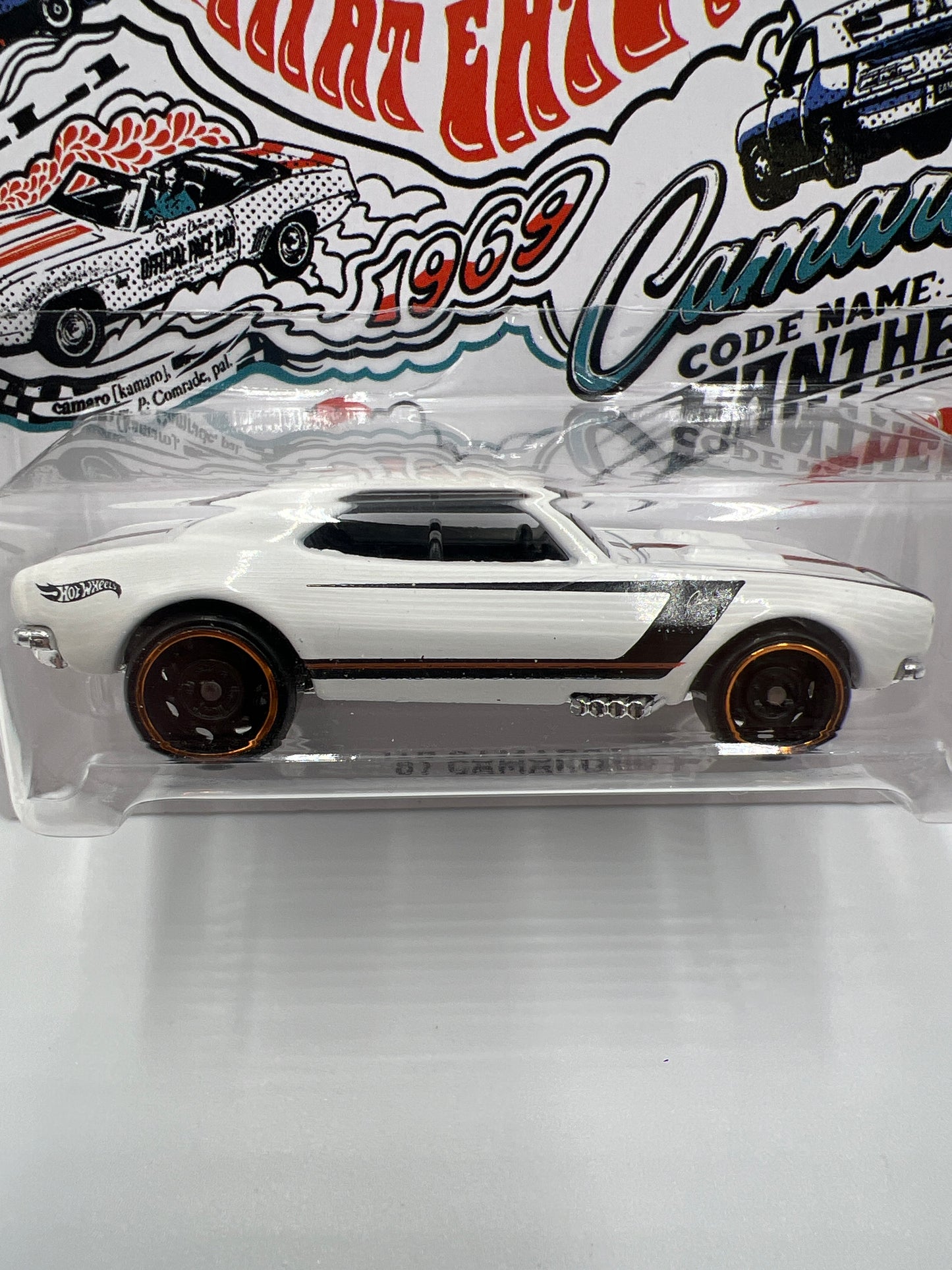 2018 Hot Wheels 50th Anniversary Camaro Series #1 67 Camaro White 152F
