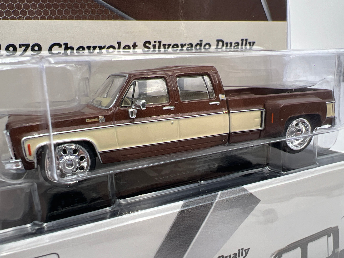IXO Models MiJo Exclusives 1979 Chevrolet Silverado Dually Brown/Tan