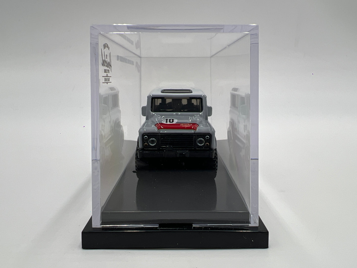 2021 Hot Wheels X Herschel W/Tool Kit Land Rover Defender 90 Gray/White VHTF