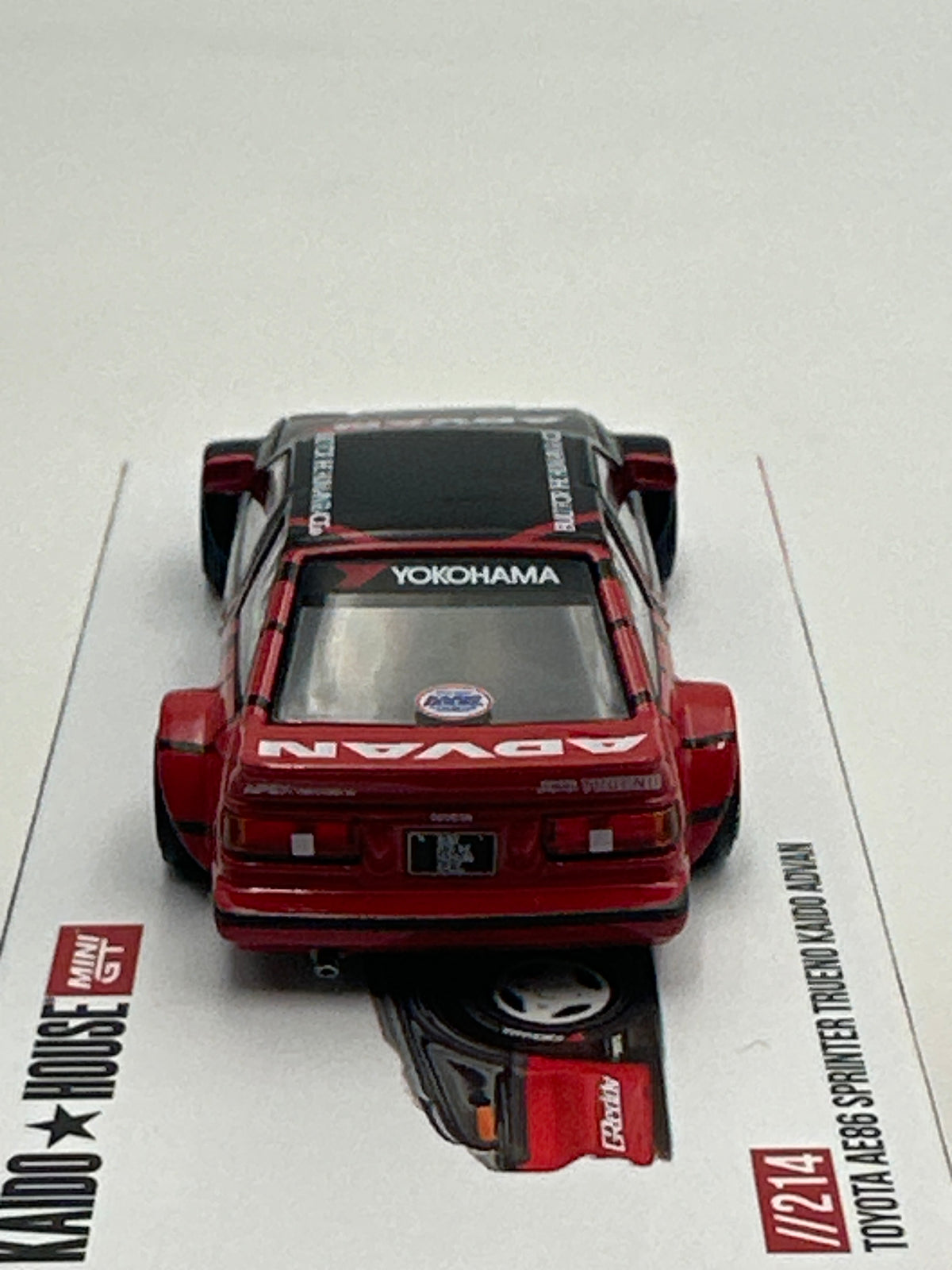 Mini GT Kaido House #214 Toyota AE86 Sprinter Trueno Kaido Advan