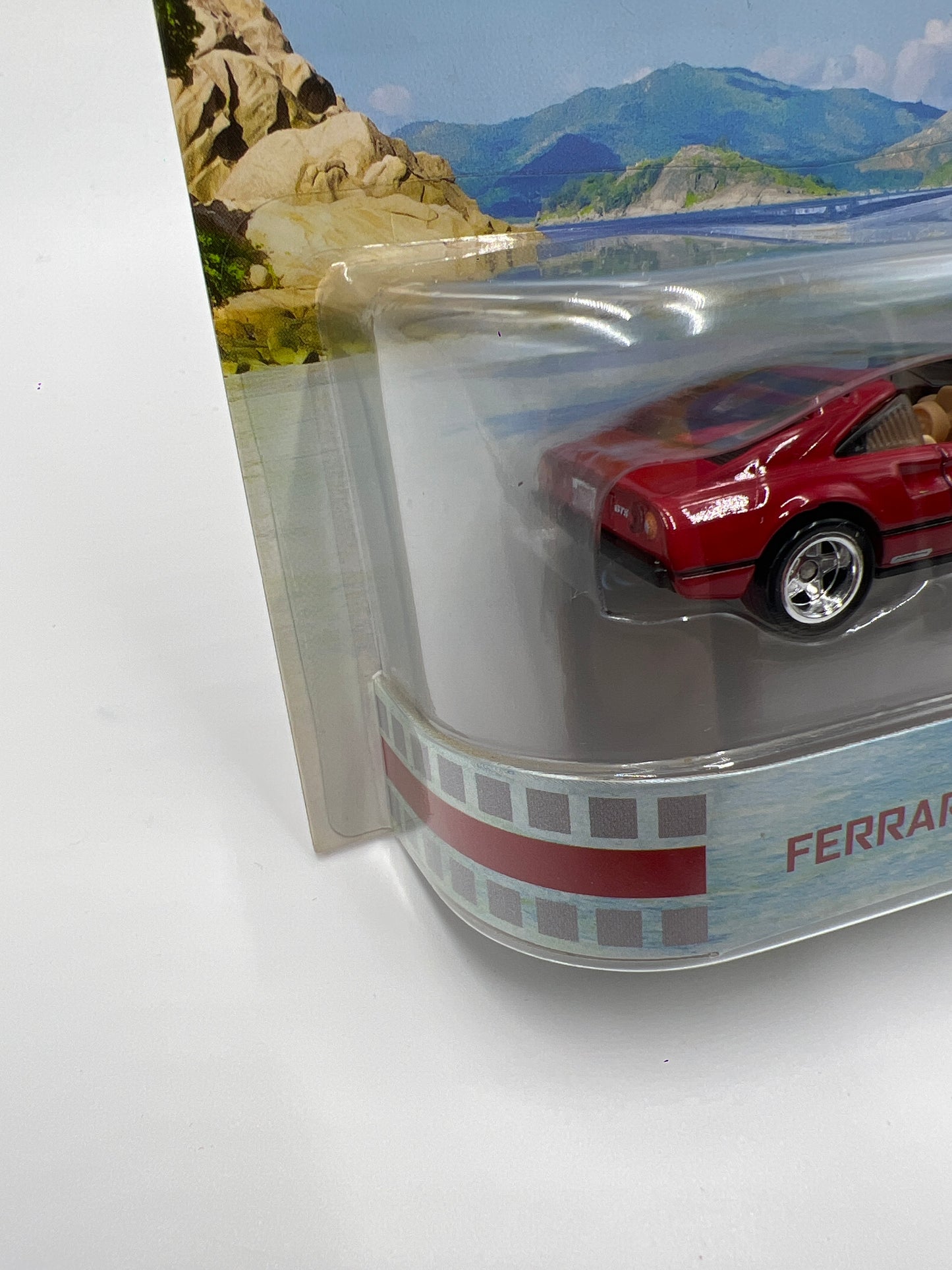 Hot Wheels Retro Entertainment Magnum PI Ferrari 308 GTS QV Red W/Protector