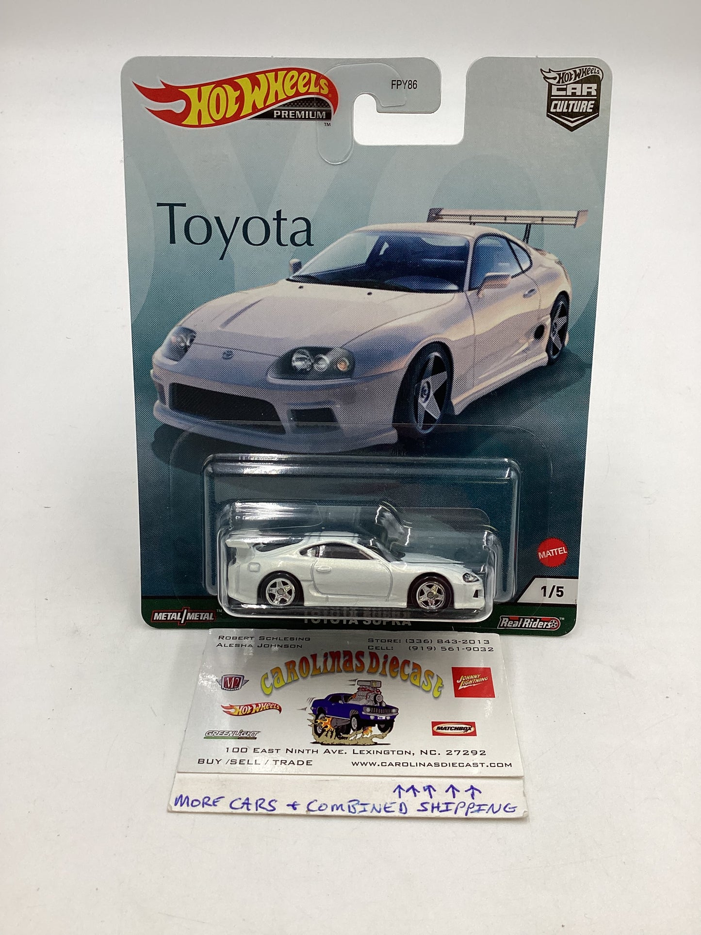 Hot wheels CC Toyota Set 1/5 Toyota Supra with protector