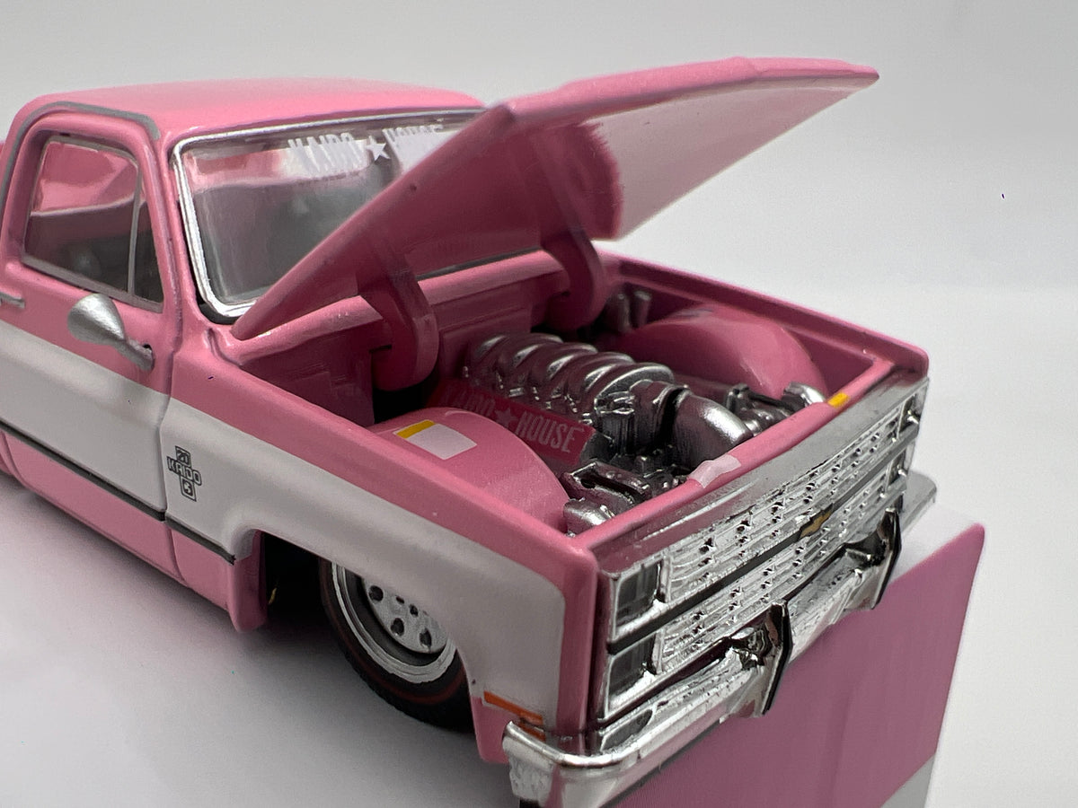 Mini GT x Kaido House #243 Chevrolet Silverado Dually Vintage Spec V2 Pink