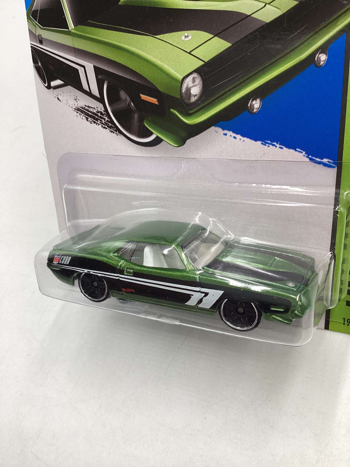 2015 Hot Wheels #199 Factory Sealed Green 70 Plymouth AAR Cuda 44A