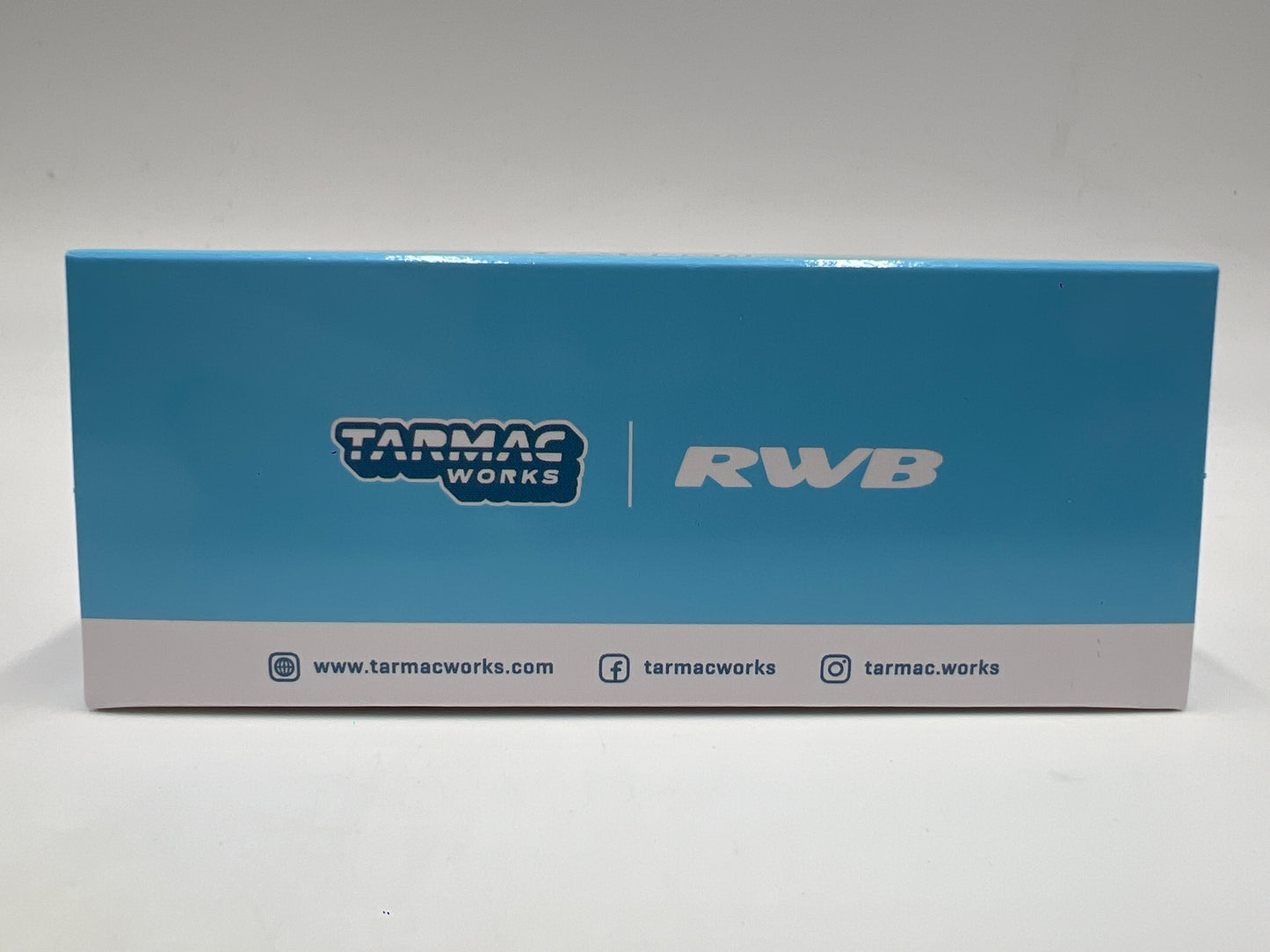 Tarmac Works x Hobby64 RWB 997 Lomianki Light Blue