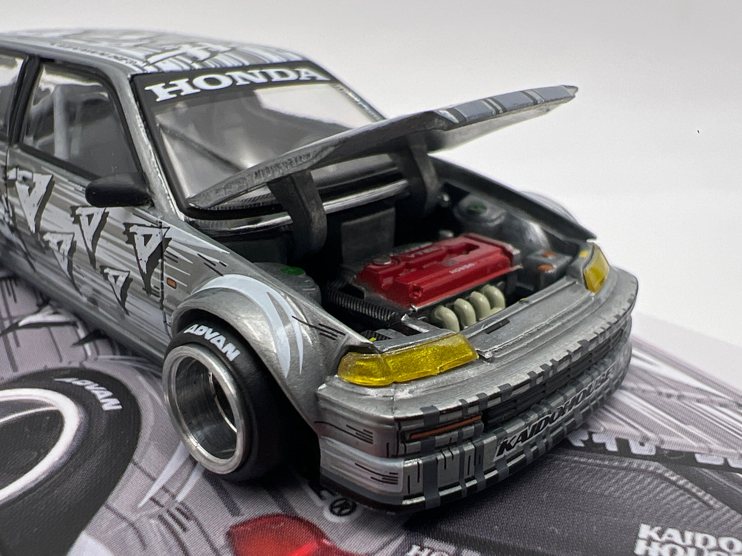Mini GT Kaido House #260 CHASE Honda Civic EF Manga V1