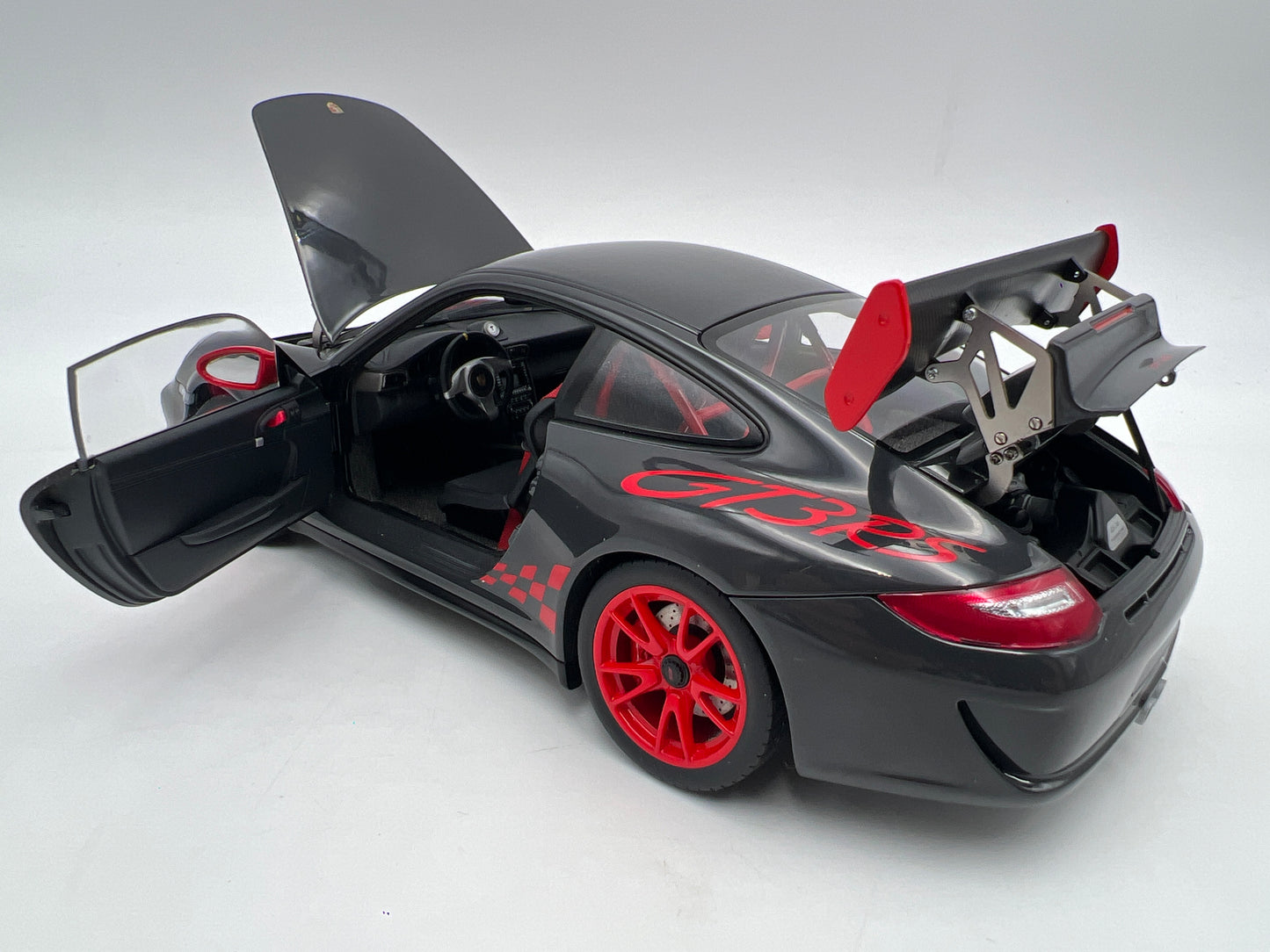Rare AutoArt 1:18 Scale Porsche 911 997 GT3 RS 3.8 Gray/Red Loose VHTF Exceptional Detail