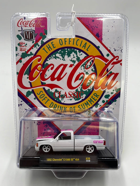 M2 Machines Coca Cola 1992 Chevrolet C1500 SS 454 (A39) 199E