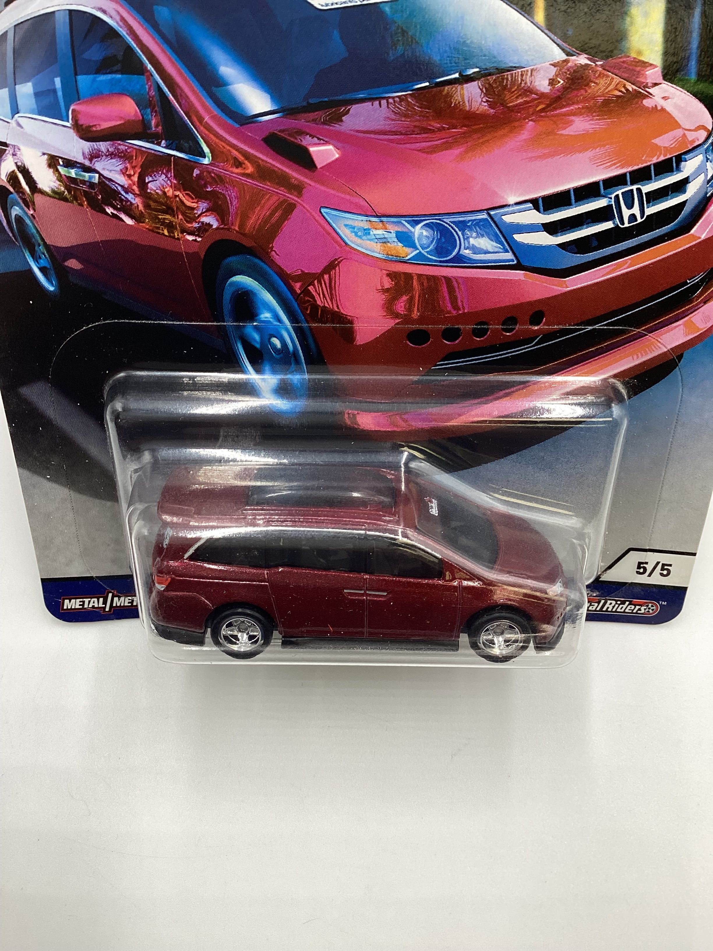 Hot wheels Car Culture Cargo Carriers #5 Honda Odyssey Red with