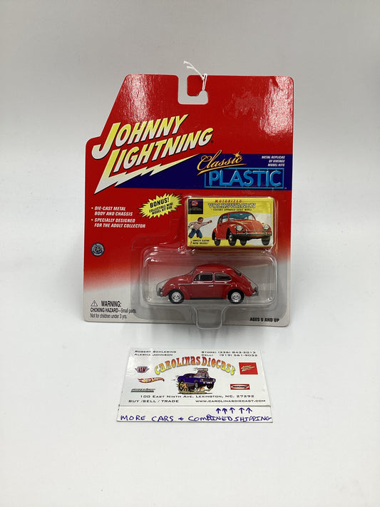 Johnny Lightning Classic Plastic 1966 a VW Beetle Red 219A