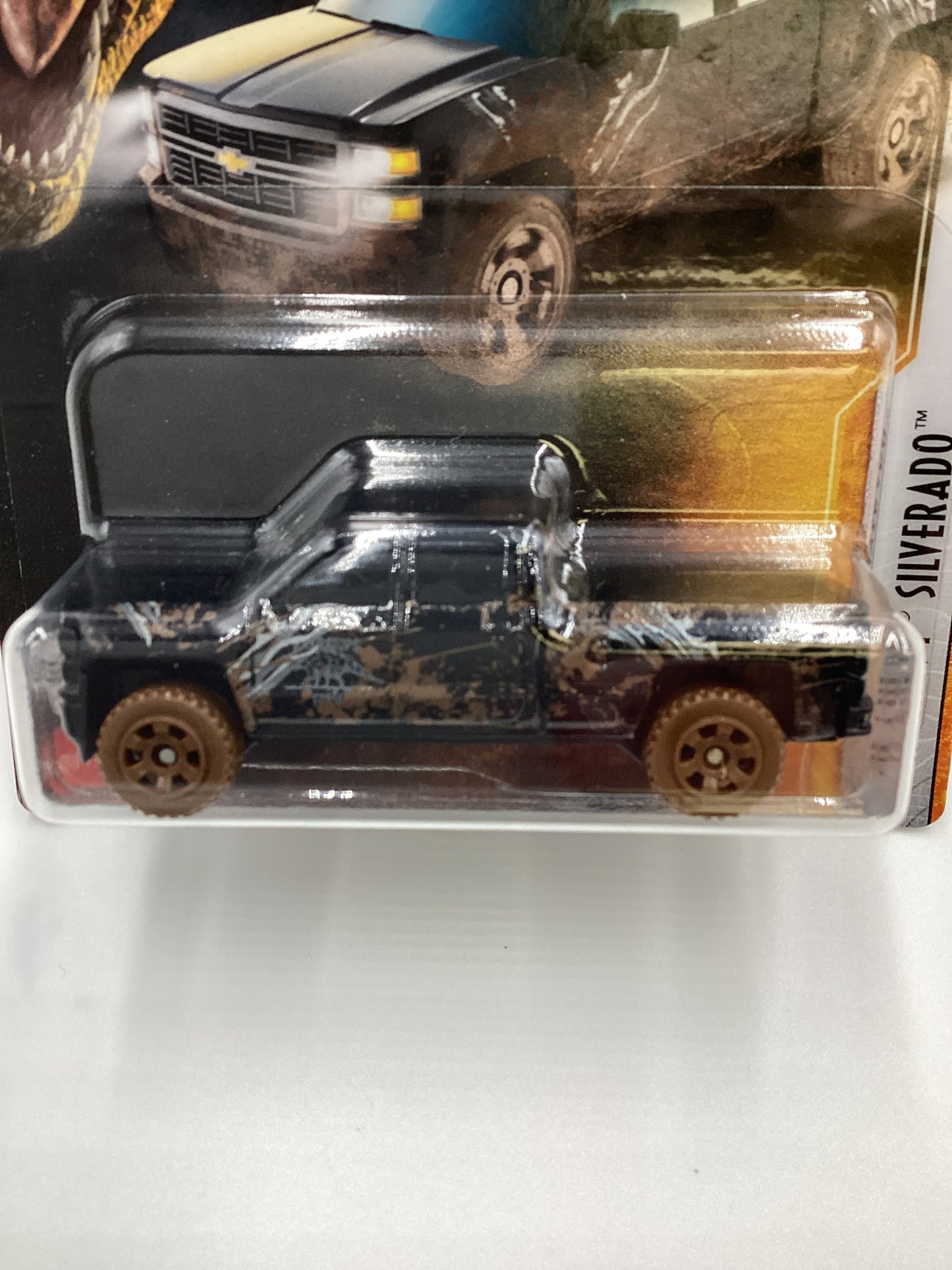 2022 Matchbox Jurassic World Dominion 15 Chevy Silverado Black 163C