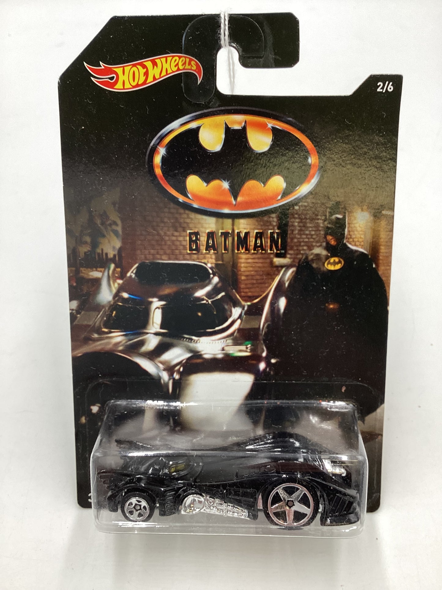 2015 Hot wheels Batman 2/6 Batmobile 121G