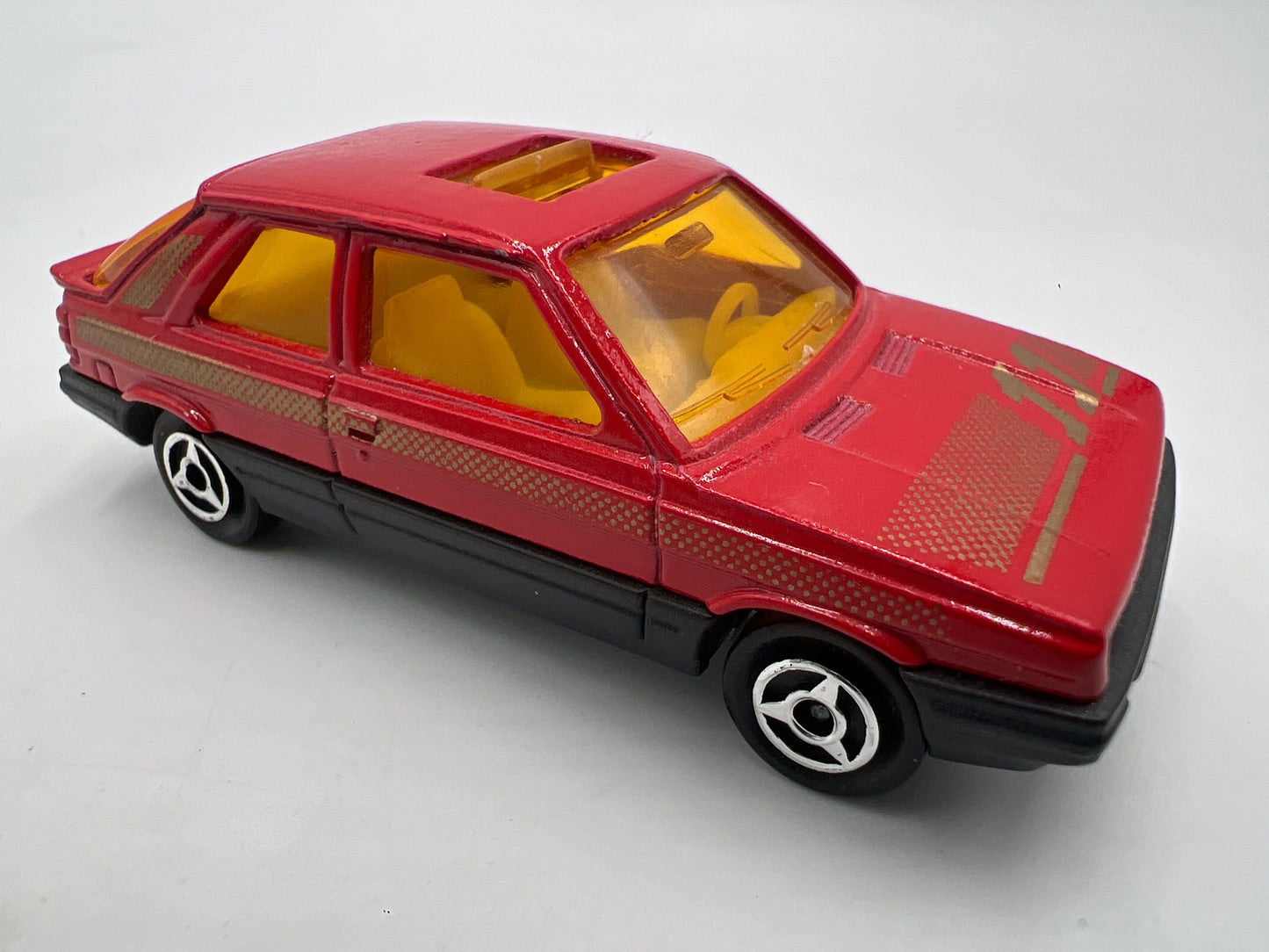 Majorette No. 275 Renault 11 Red Loose