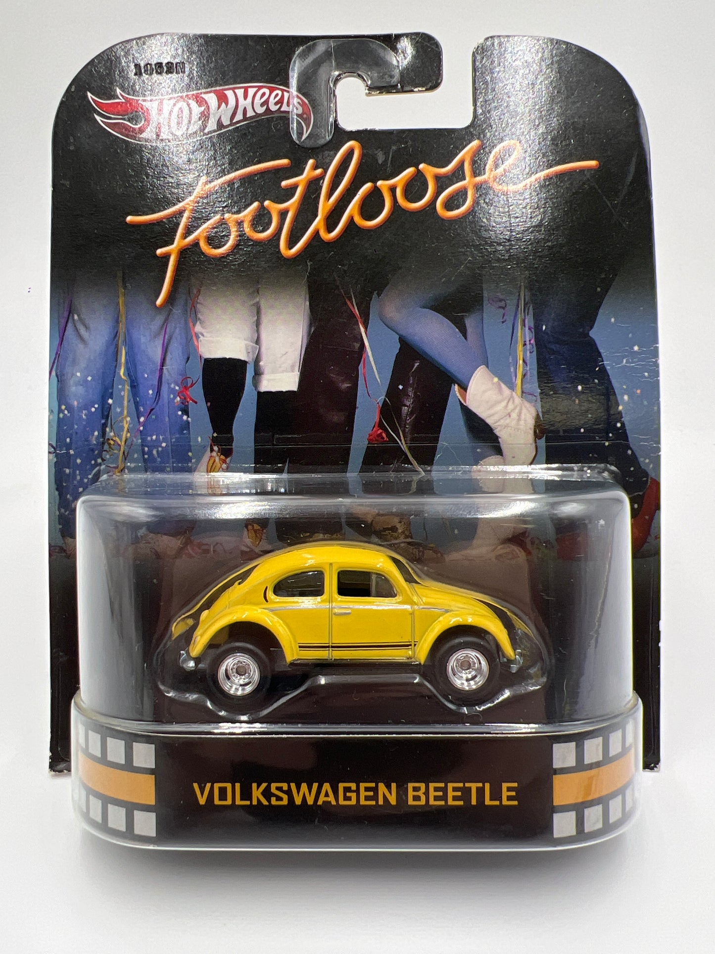 Hot Wheels Retro Entertainment Footloose Volkswagen Beetle Yellow W/Protector