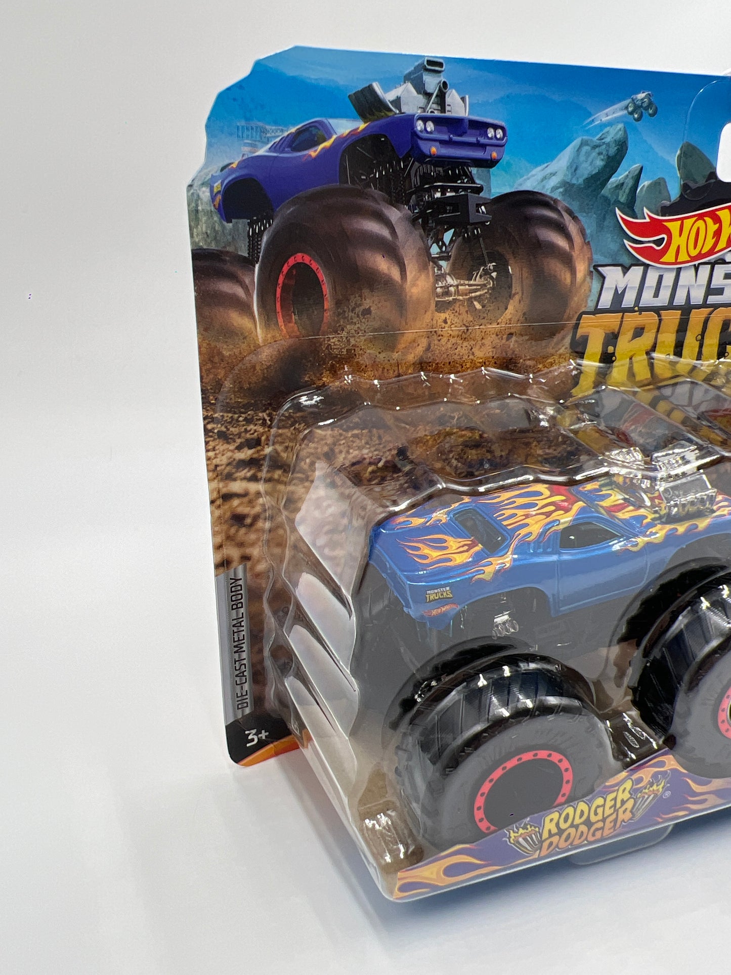 Hot Wheels Monster Trucks Demolition Doubles Rodger Dodger Vs Dodge Charger R/T 136H