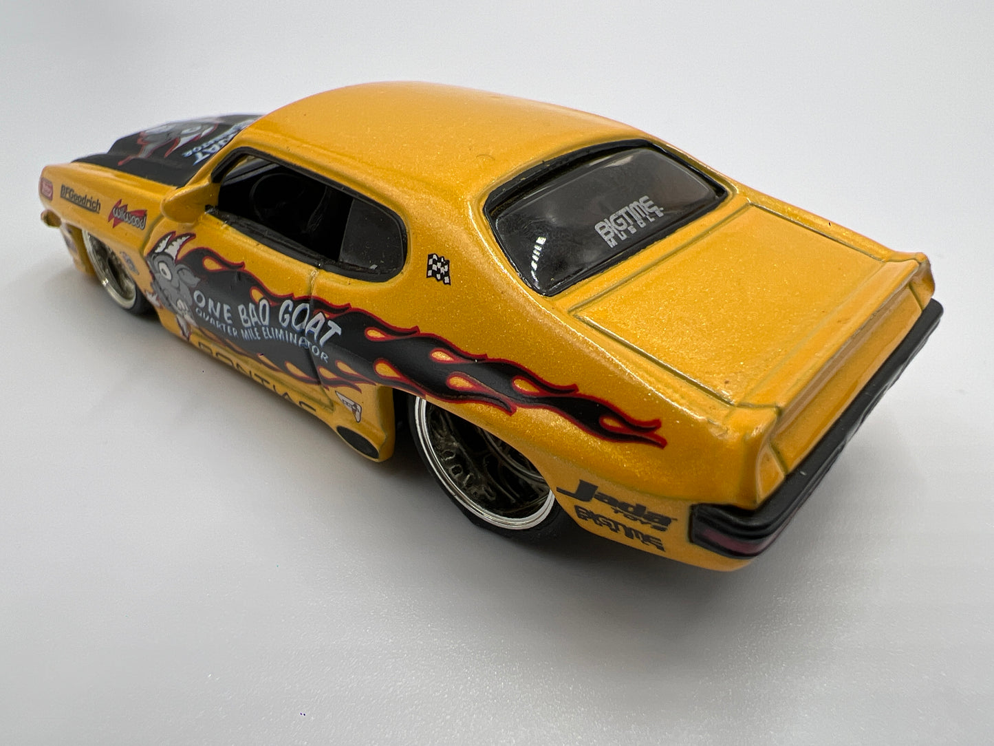 Jada Toys Big Time Muscle 1971 Pontiac GTO Yellow Loose