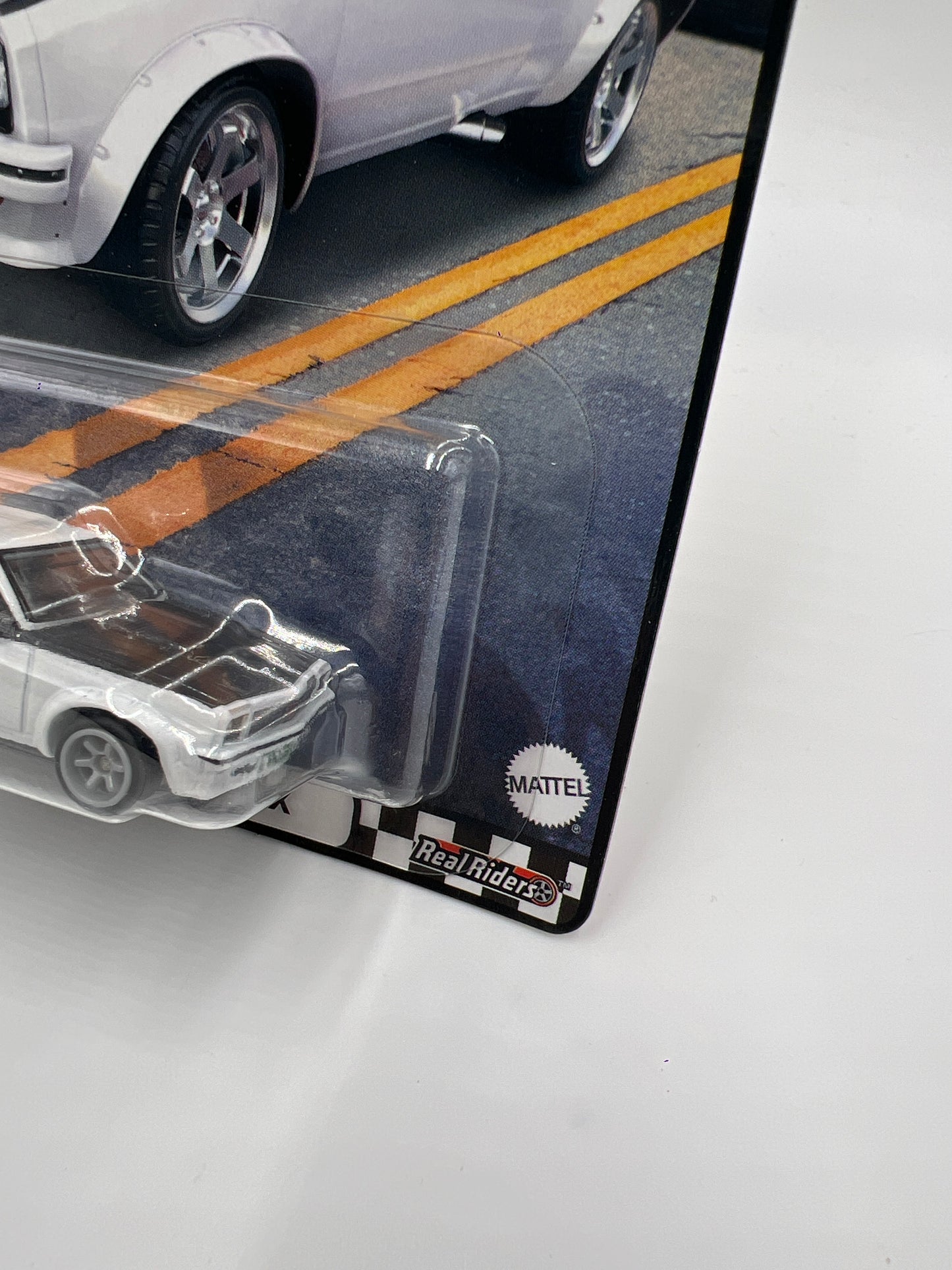 Hot Wheels Premium Boulevard #77 77 Holden Torana A9X White 260H