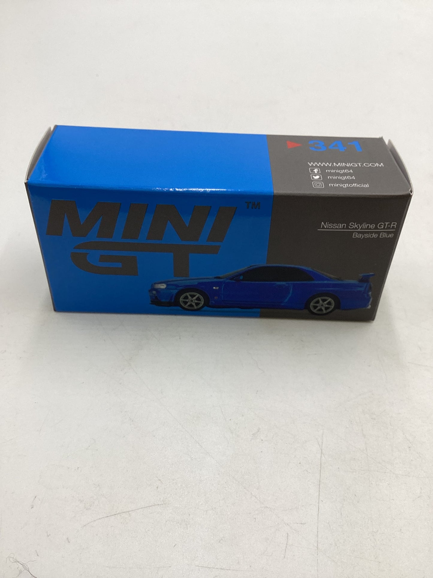 Mini GT #341 Nissan Skyline GT-R Bayside Blue