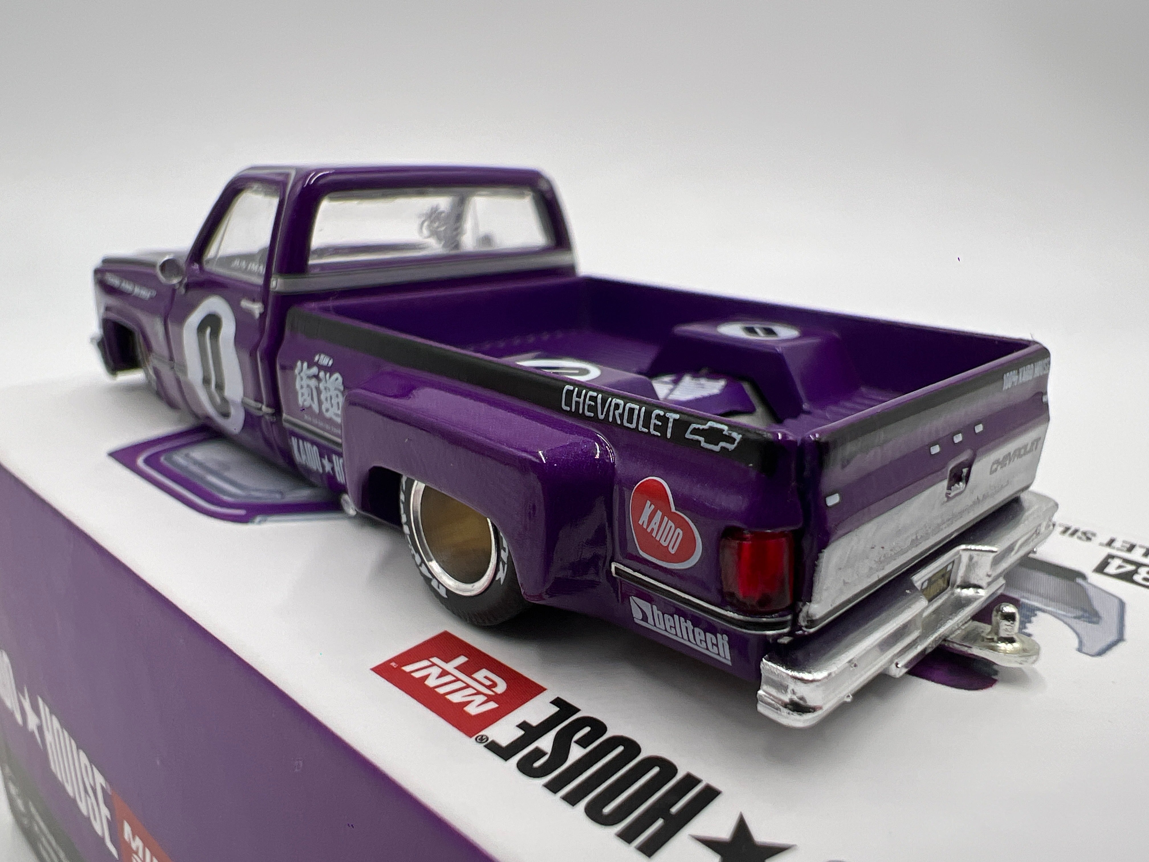Mini GT x Kaido House #84 Chevrolet Silverado Dually Kaido V1