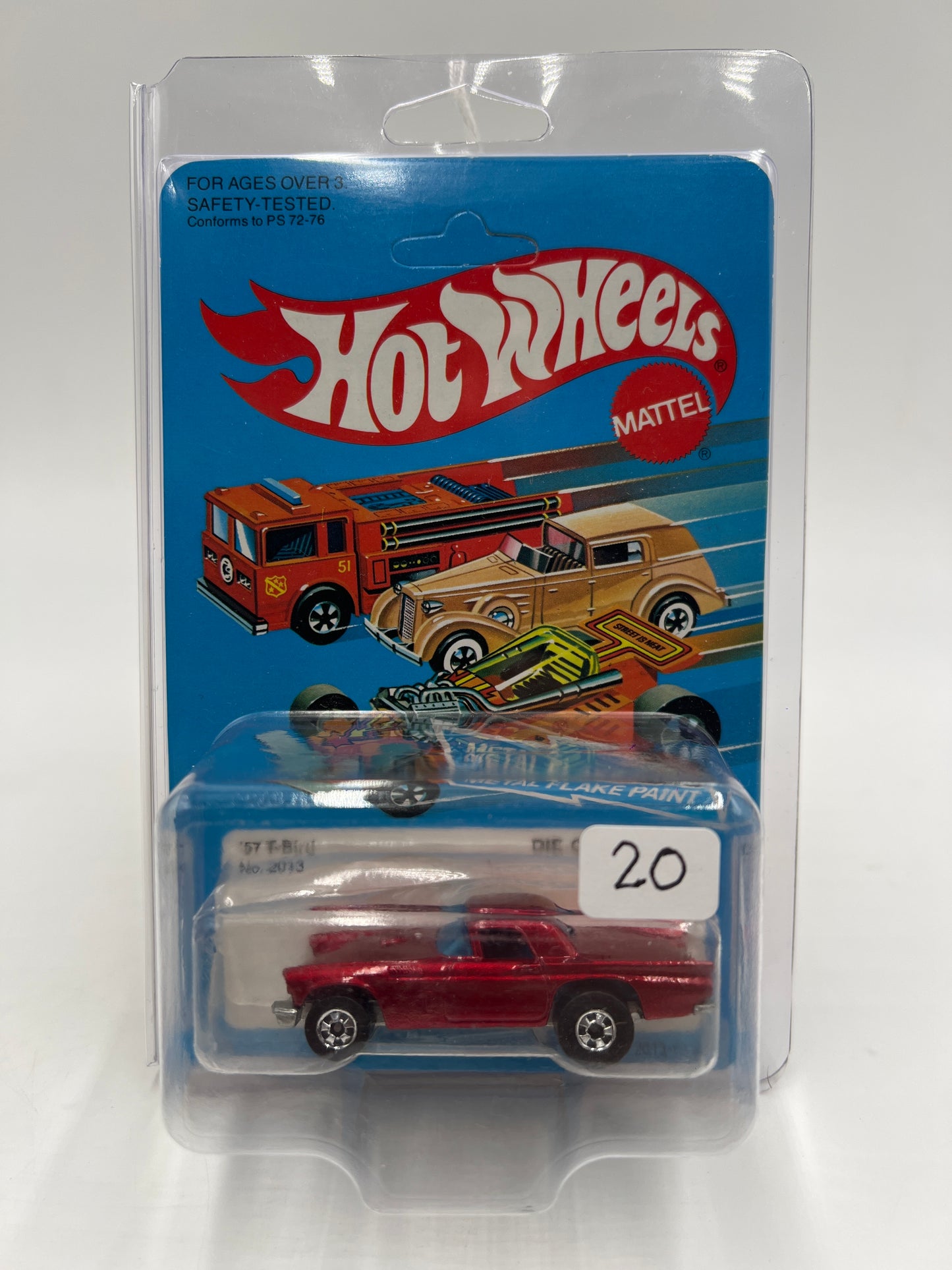 Hot Wheels Original 1982 #2013 57 T-Bird Red Unpunched W/Protector Blister Not Perfect