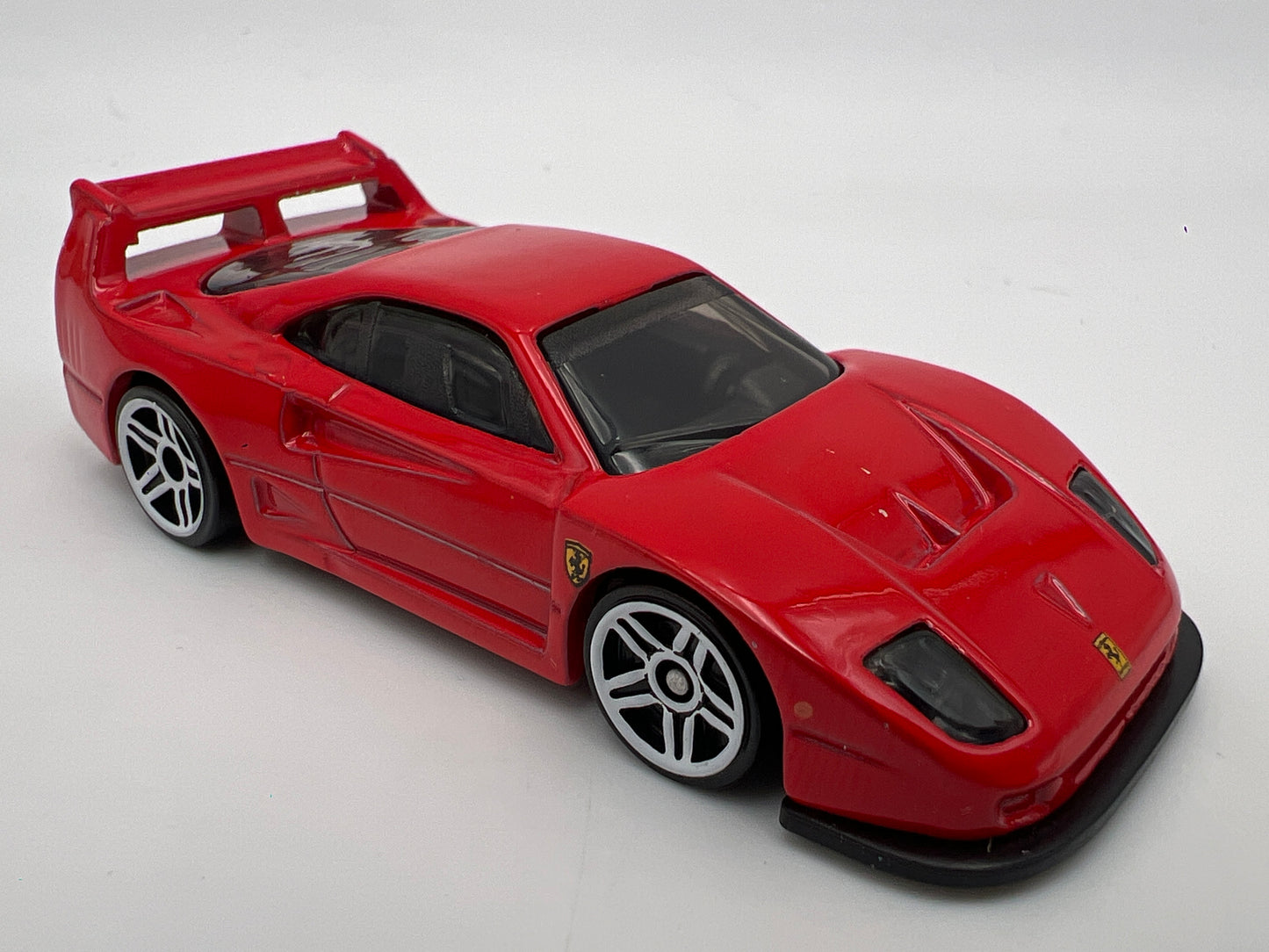 2026 Hot Wheels 1/64 Ferrari 5 Pack Exclusive Ferrari F40 Competizione Red Loose