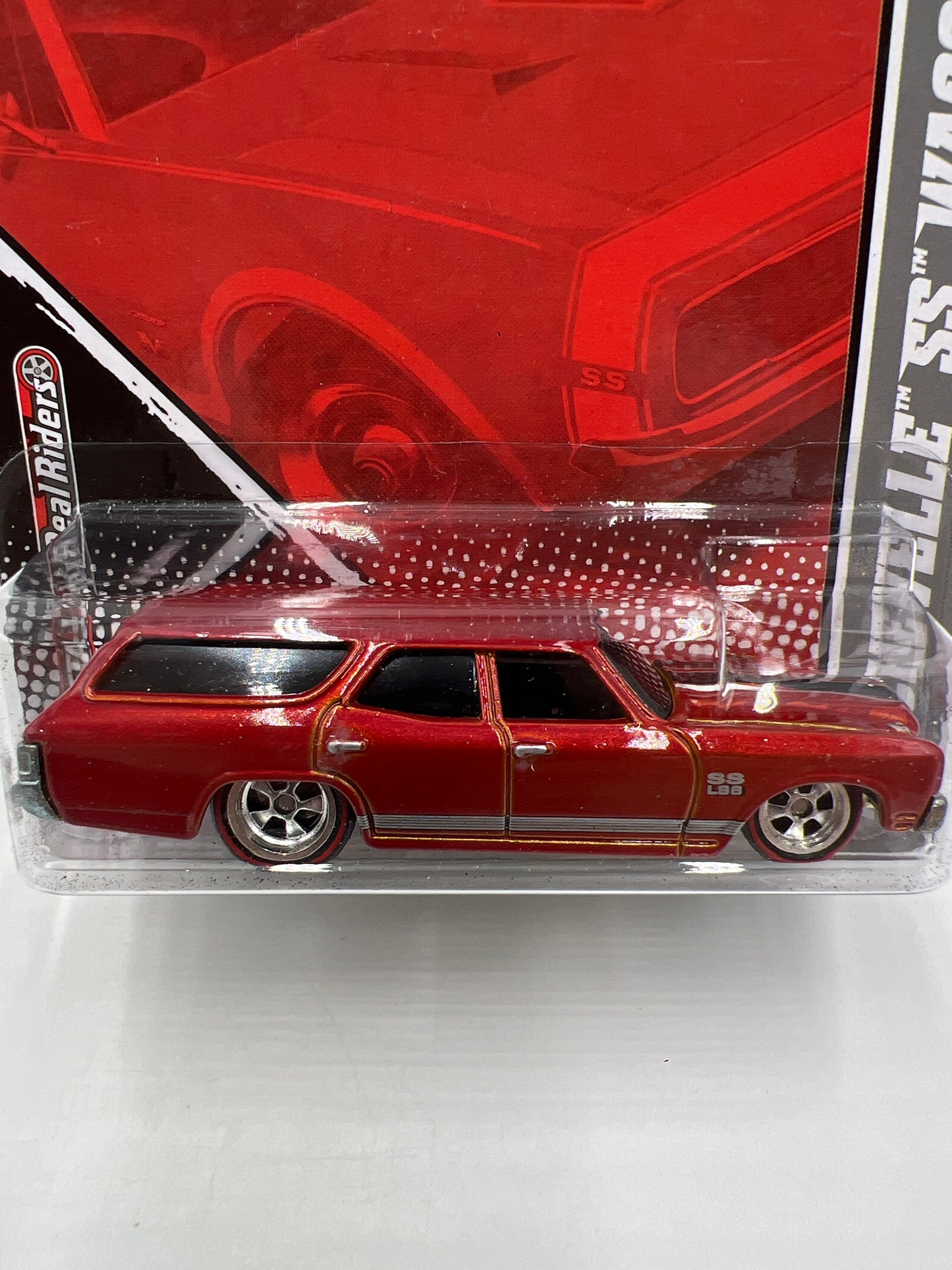 Hot Wheels Premium Garage GM Series #4 70 Chevelle SS Wagon Red