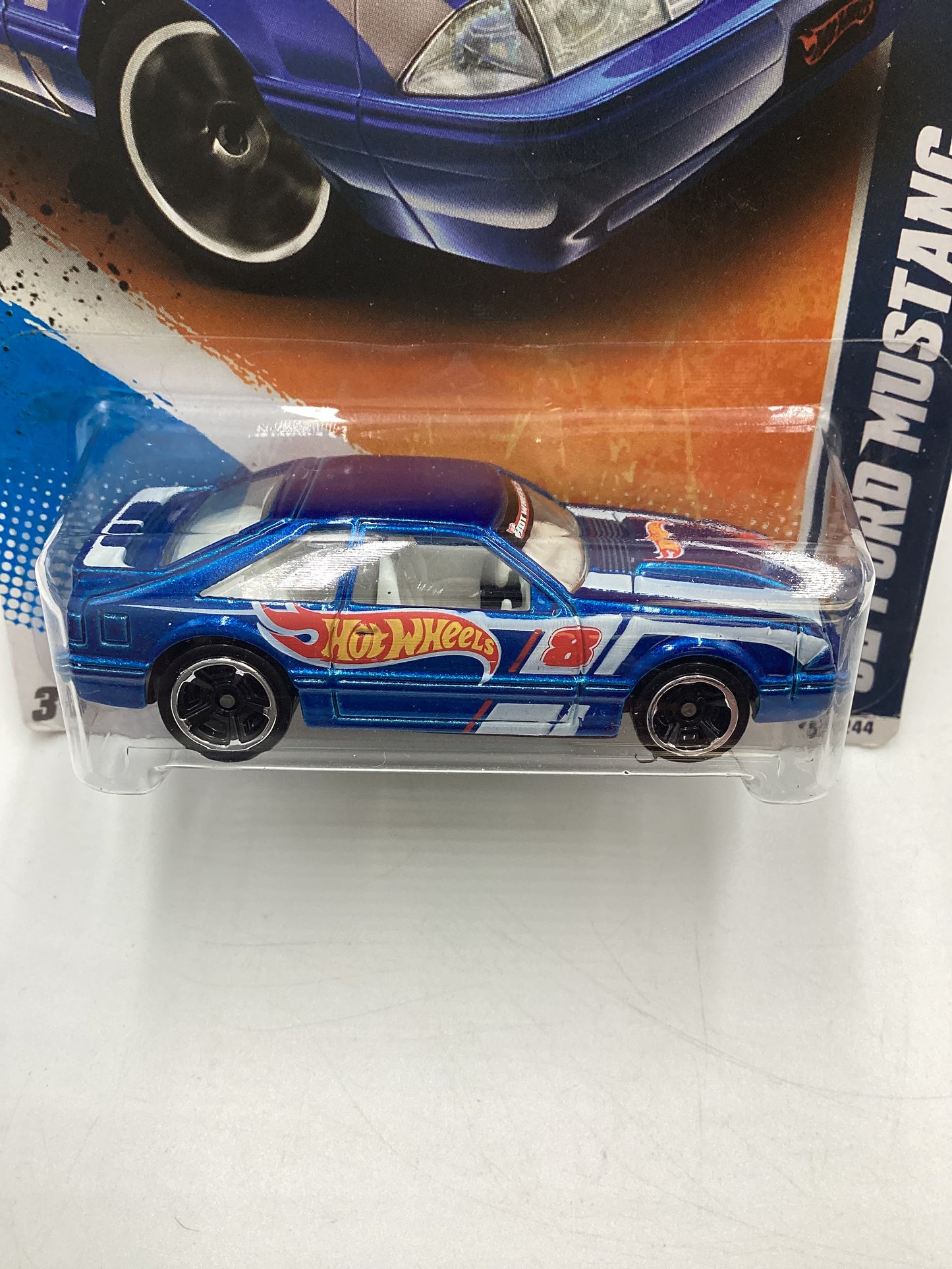 2011 Hot Wheels HW Racing #159 92 Ford Mustang Blue