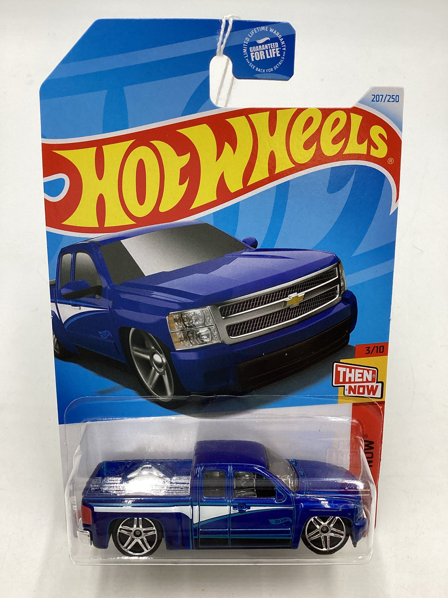 2024 Hot Wheels #207 Chevy Silverado Blue