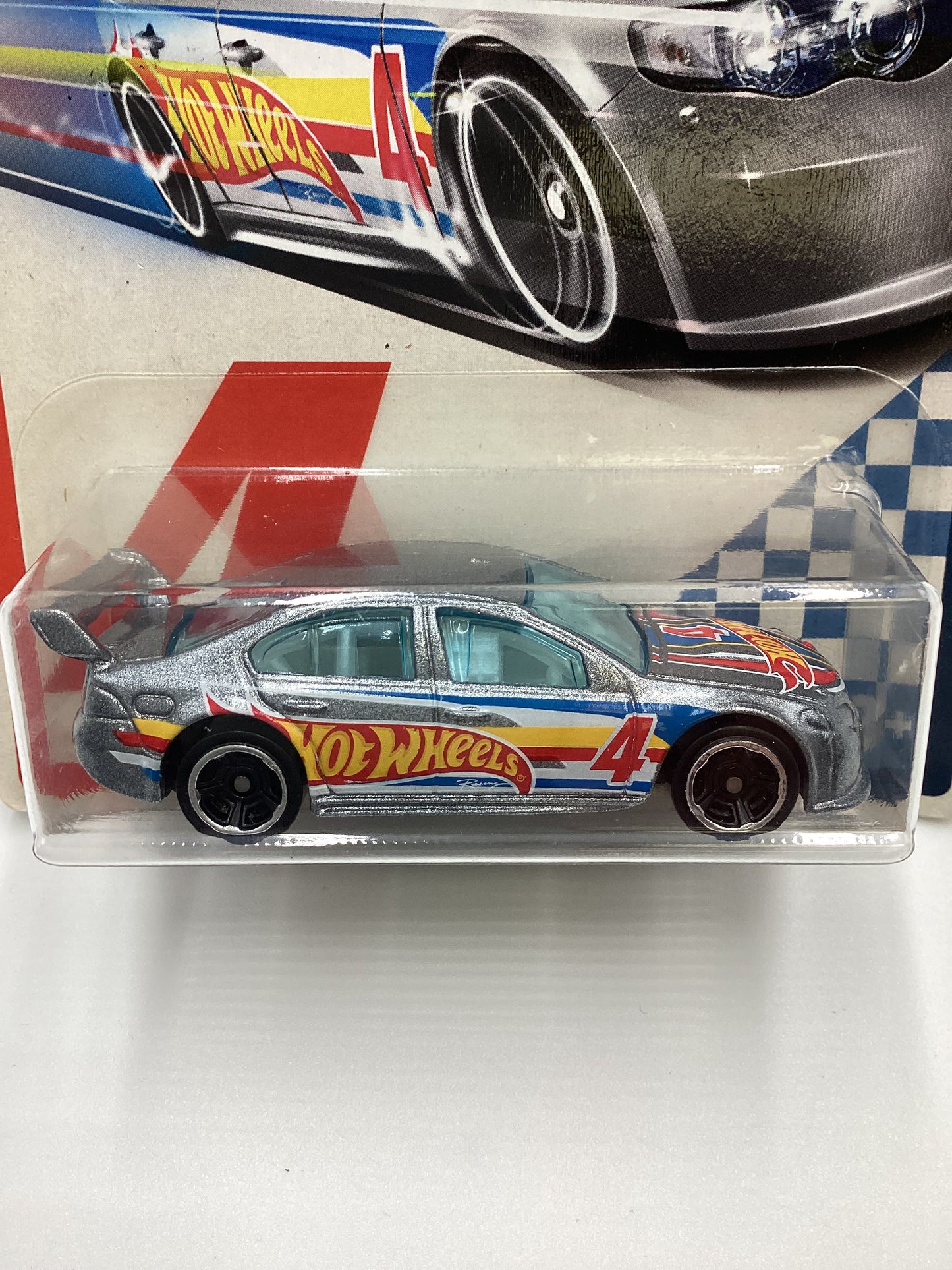 2017 Hot Wheels Racing Circuit #4 Ford Falcon Race Car 152F