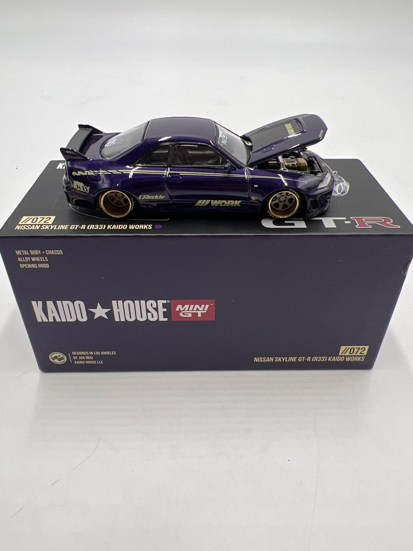 Mini GT Kaido House #072 Nissan Skyline GT-R R33 Kaido Works