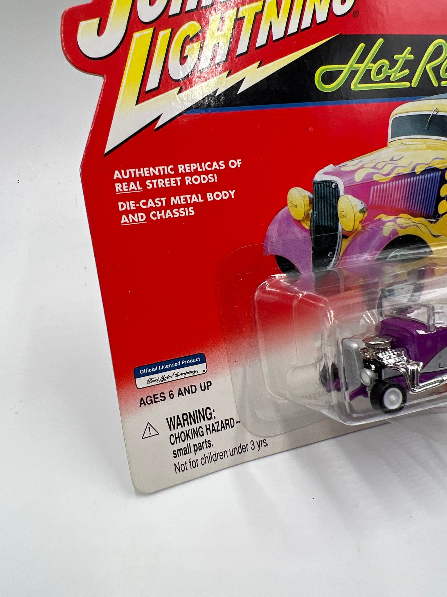 Johnny Lightning White Lightning Chase Hot Rods 1932 Hiboy Purple