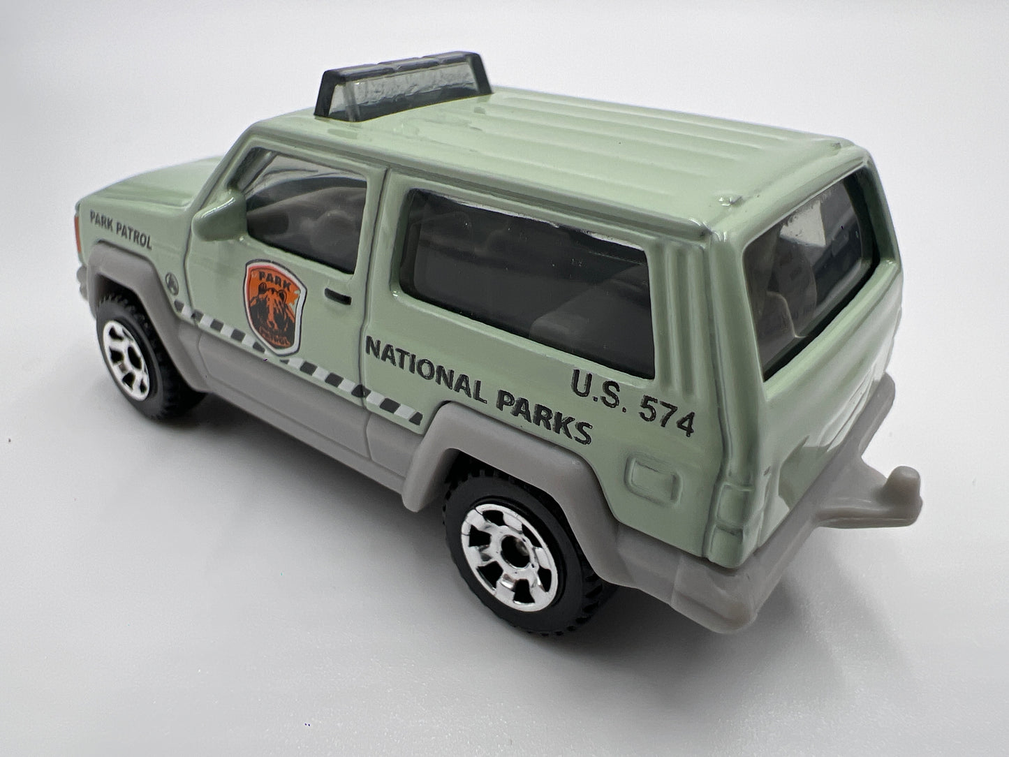 Matchbox National Parks Jeep Cherokee Green Loose