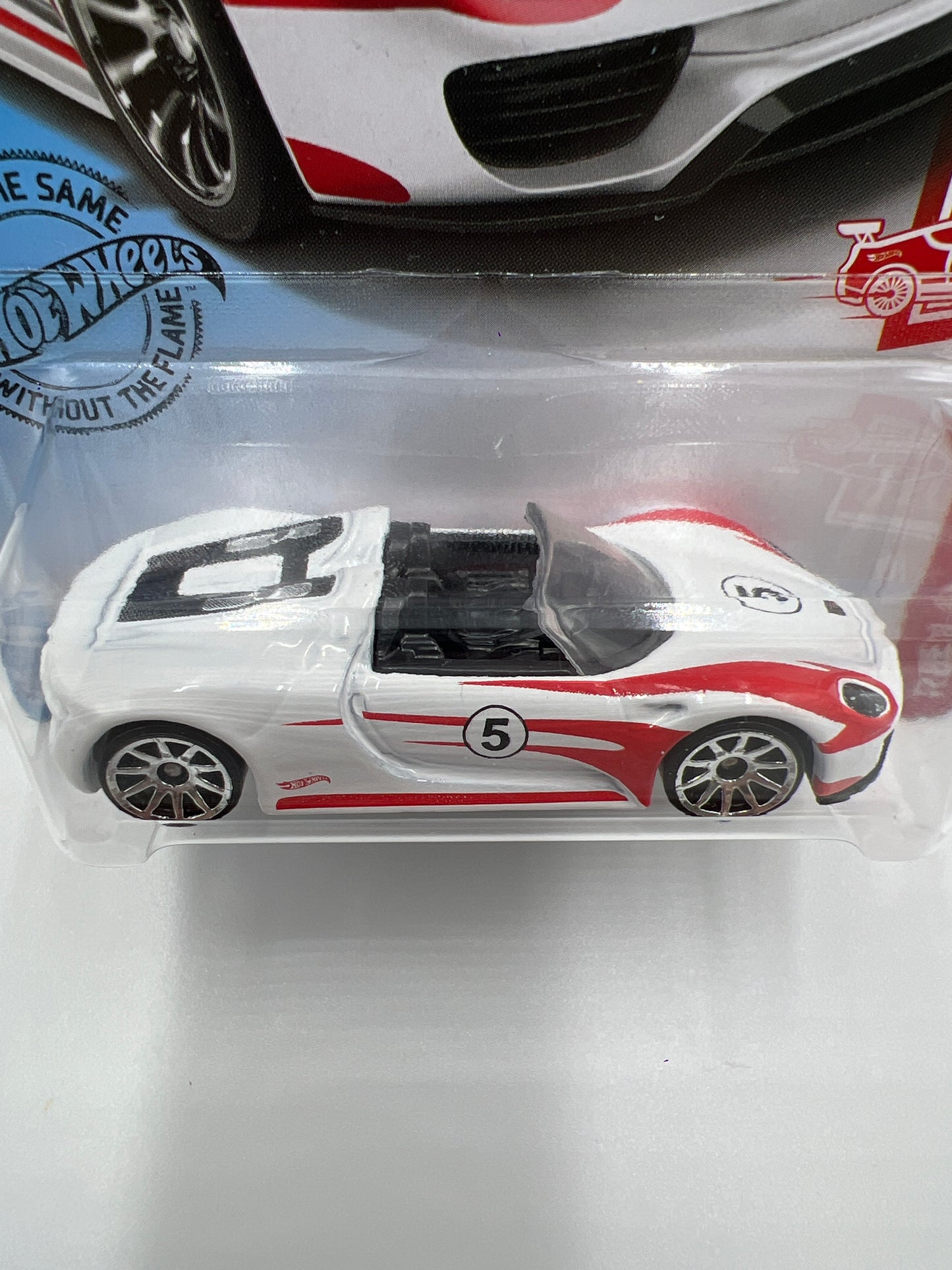 2019 Hot Wheels Red Edition #94 Porsche 918 Spyder target exclusive 147B