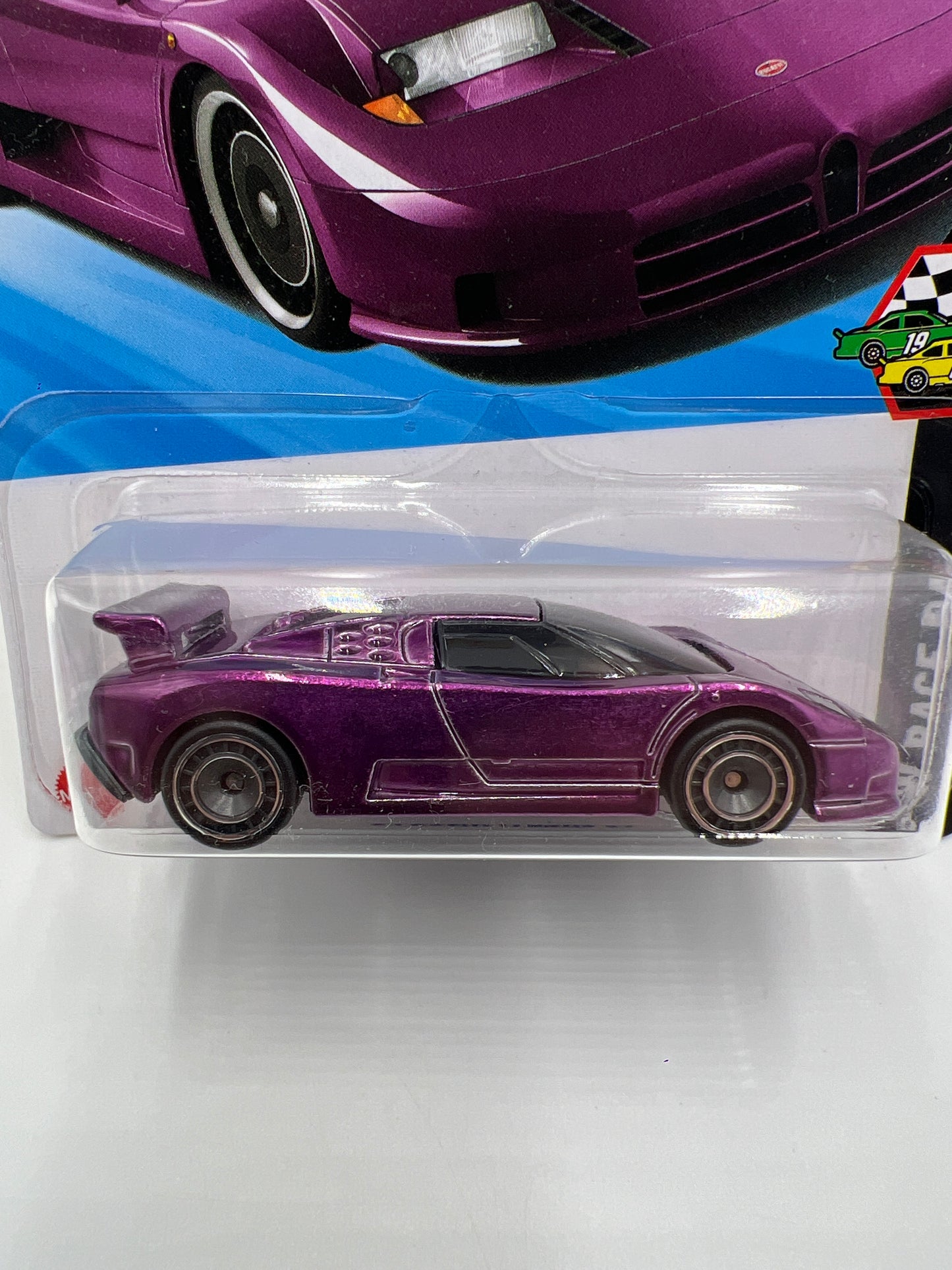 2025 Hot Wheels L Case Super Treasure Hunt #221 94 Bugatti EB110 SS Purple W/Protector
