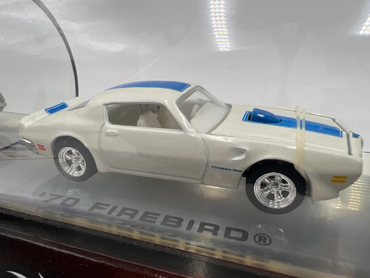 Hot Wheels Kalifornia Kustom 70 Firebird White