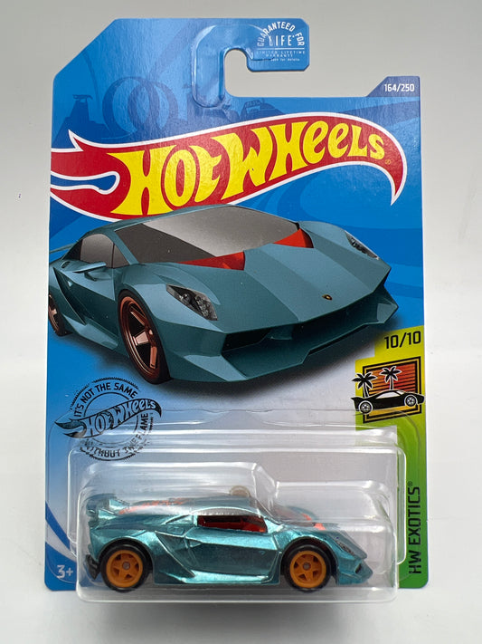 2020 Hot Wheels Super Treasure Hunt #164 Lamborghini Sesto Elemento Blue W/Protector