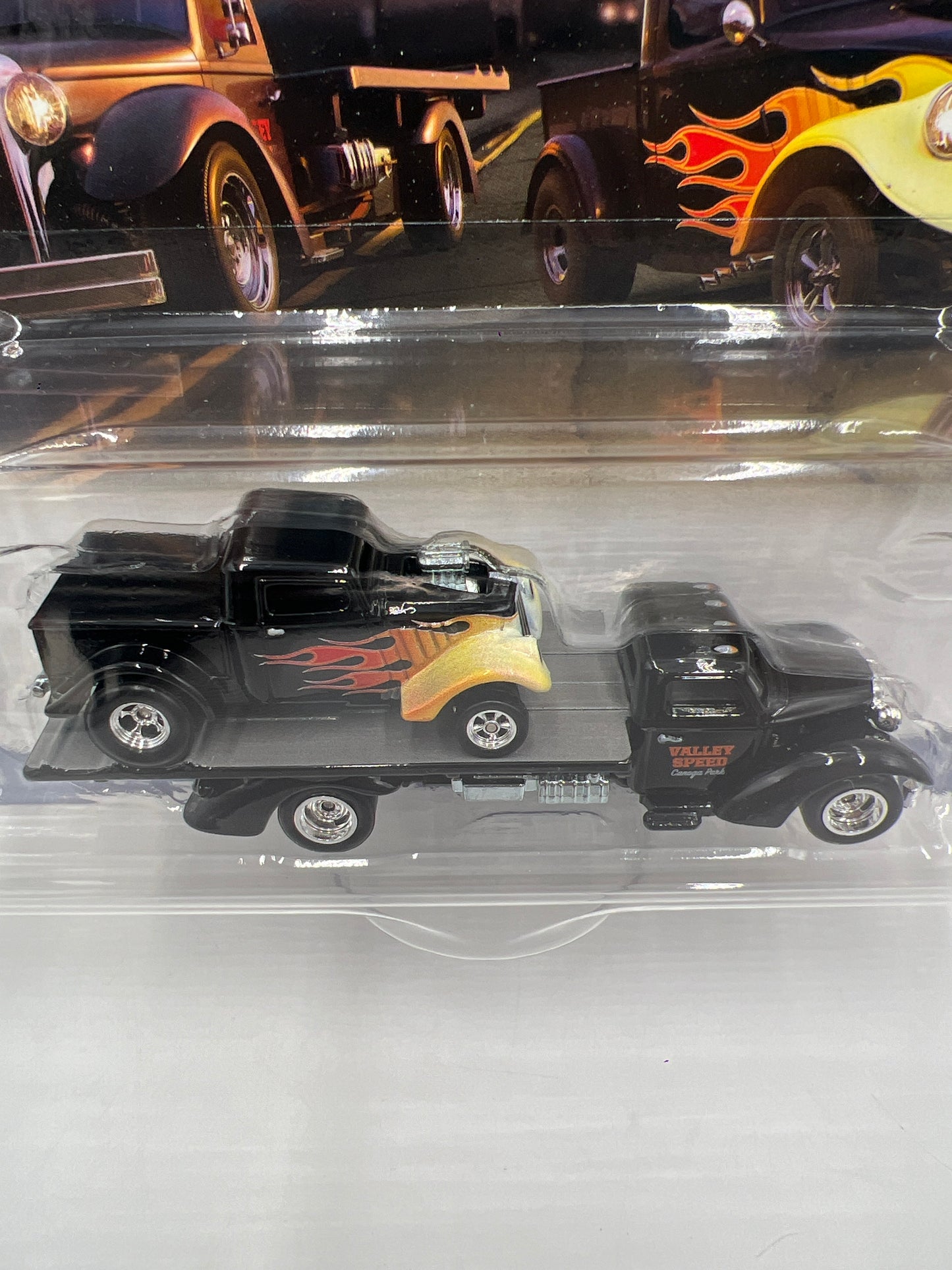 2023 Hot Wheels Team Transport #60 33 Willys & Speed Waze 281i