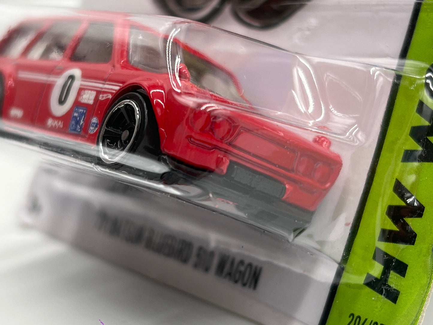 2014 Hot Wheels Workshop #206 71 Datsun Bluebird 510 Wagon Red *Smooth Grille* Blister Damage 88E