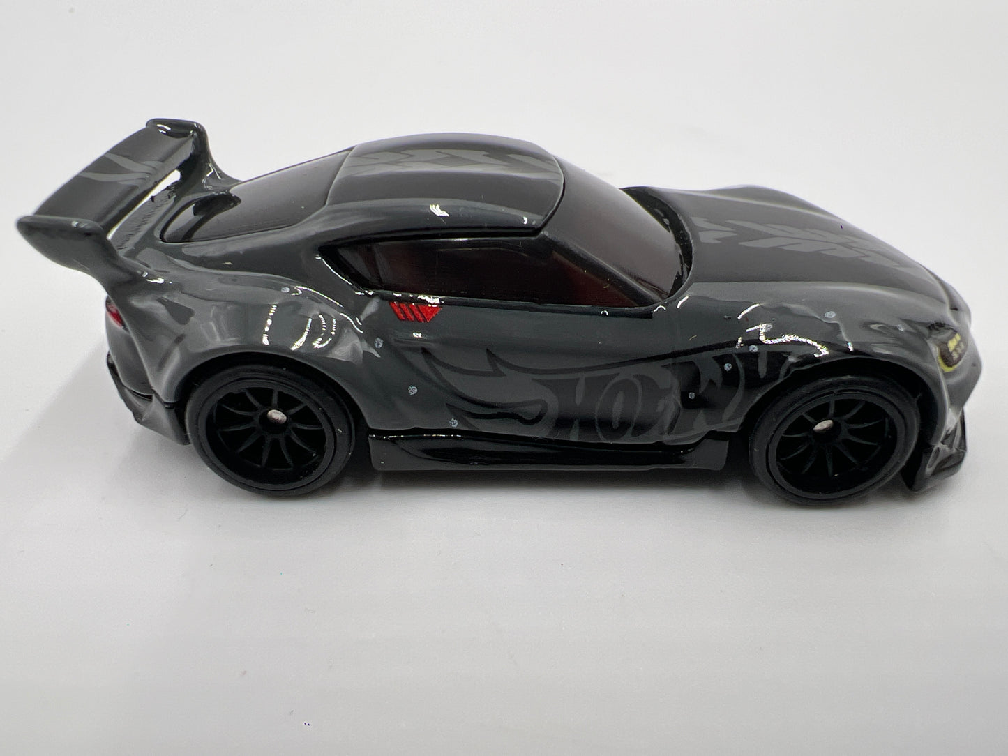 Hot Wheels 1/64 Premium Diorama Set 20 Toyota GR Supra Gray Loose