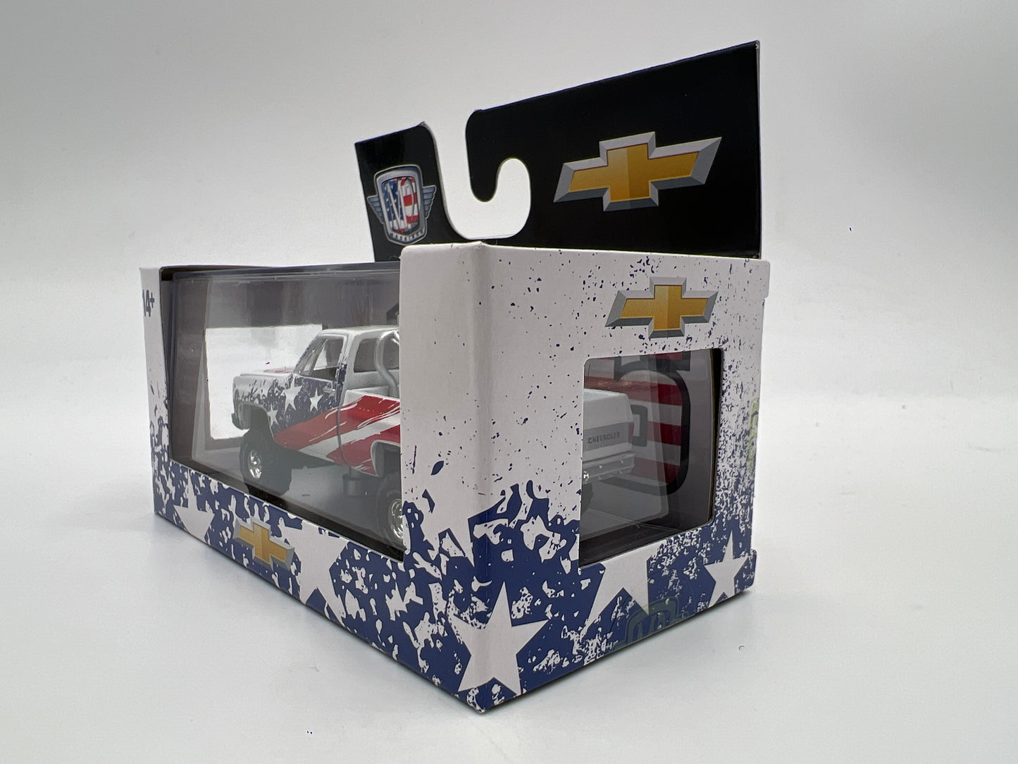 M2 Machines Walmart Exclusive 1973 Chevrolet Cheyenne 10 Super 10 4x4 WMTS20
